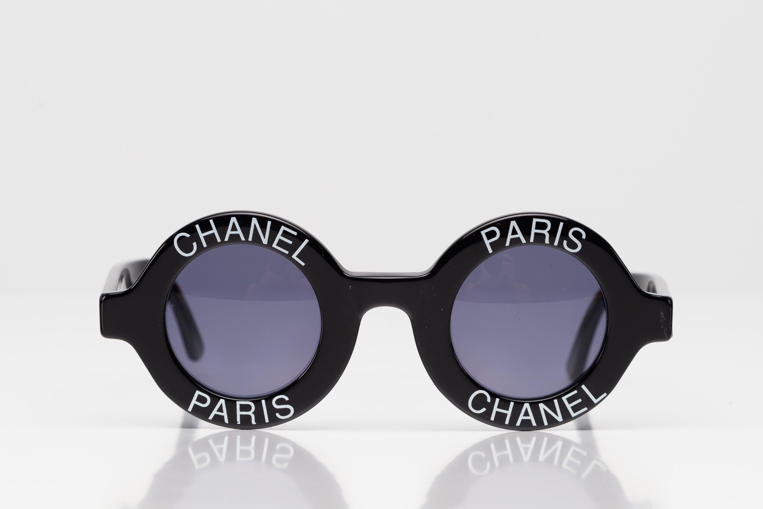 Lunettes de soleil Chanel Vintage 90's Paris CC Logo  en vente 4