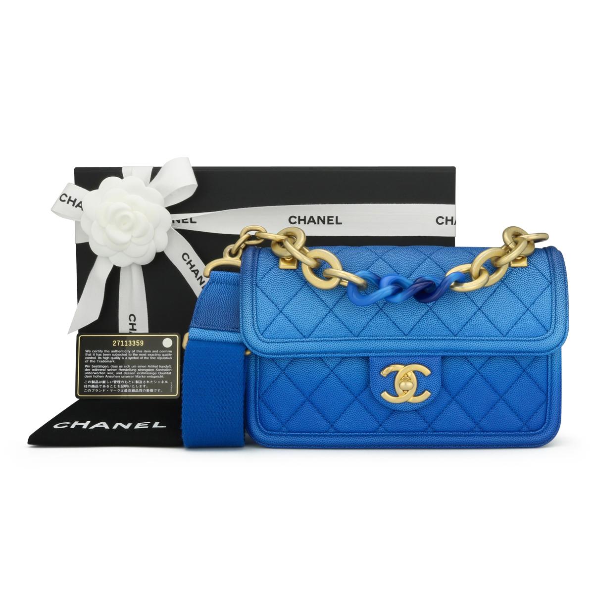 CHANEL Sunset On The Sea Flap Bag Blue Caviar with Brushed Gold-Tone Hardware 2019 – 19C.

This stunning bag is in excellent condition, the bag still holds its original shape, and the hardware is still very shiny.

This bag is gorgeous in so many