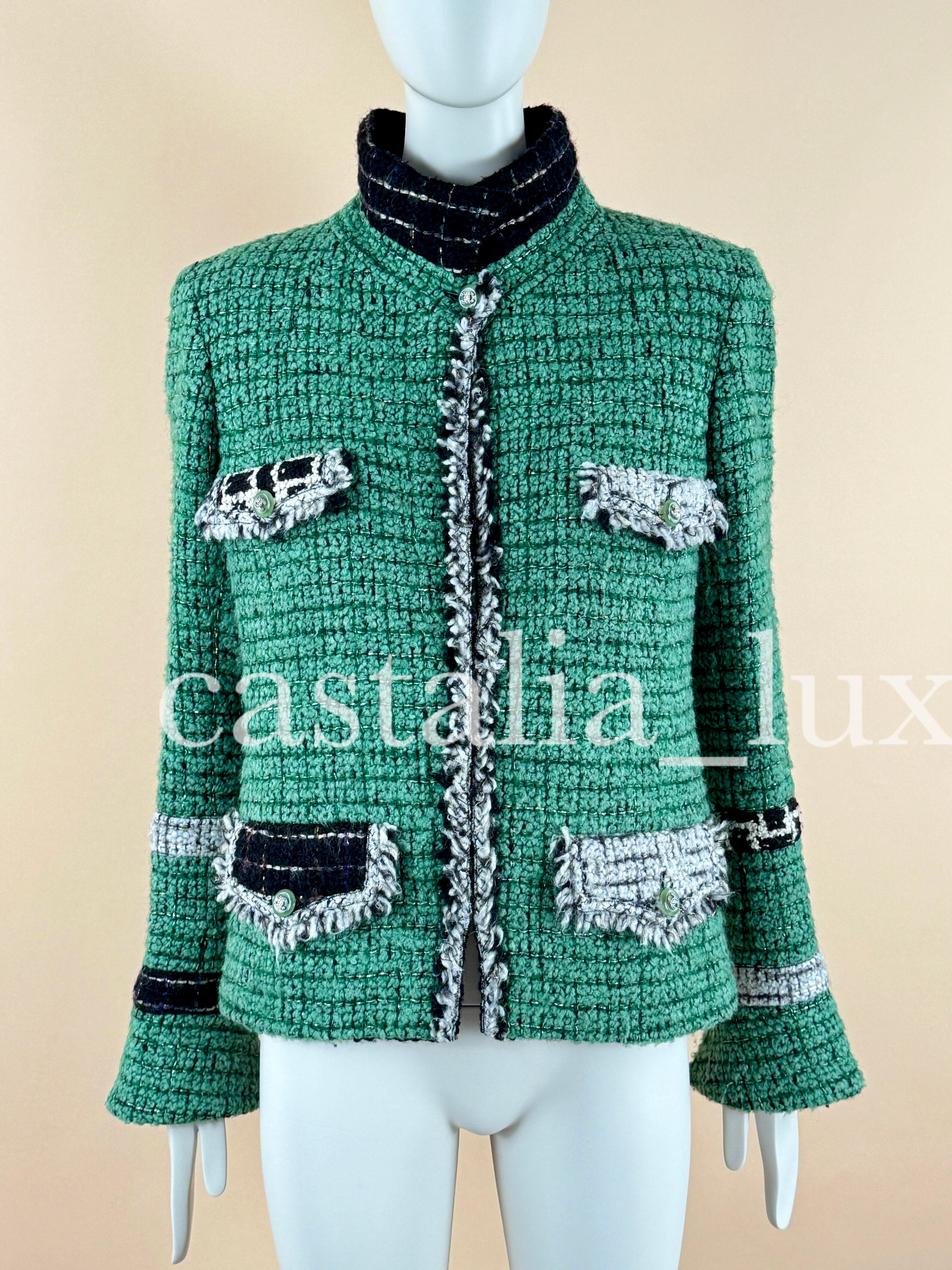 Chanel Super Rare Green and Black Lesage Tweed Jacker 10