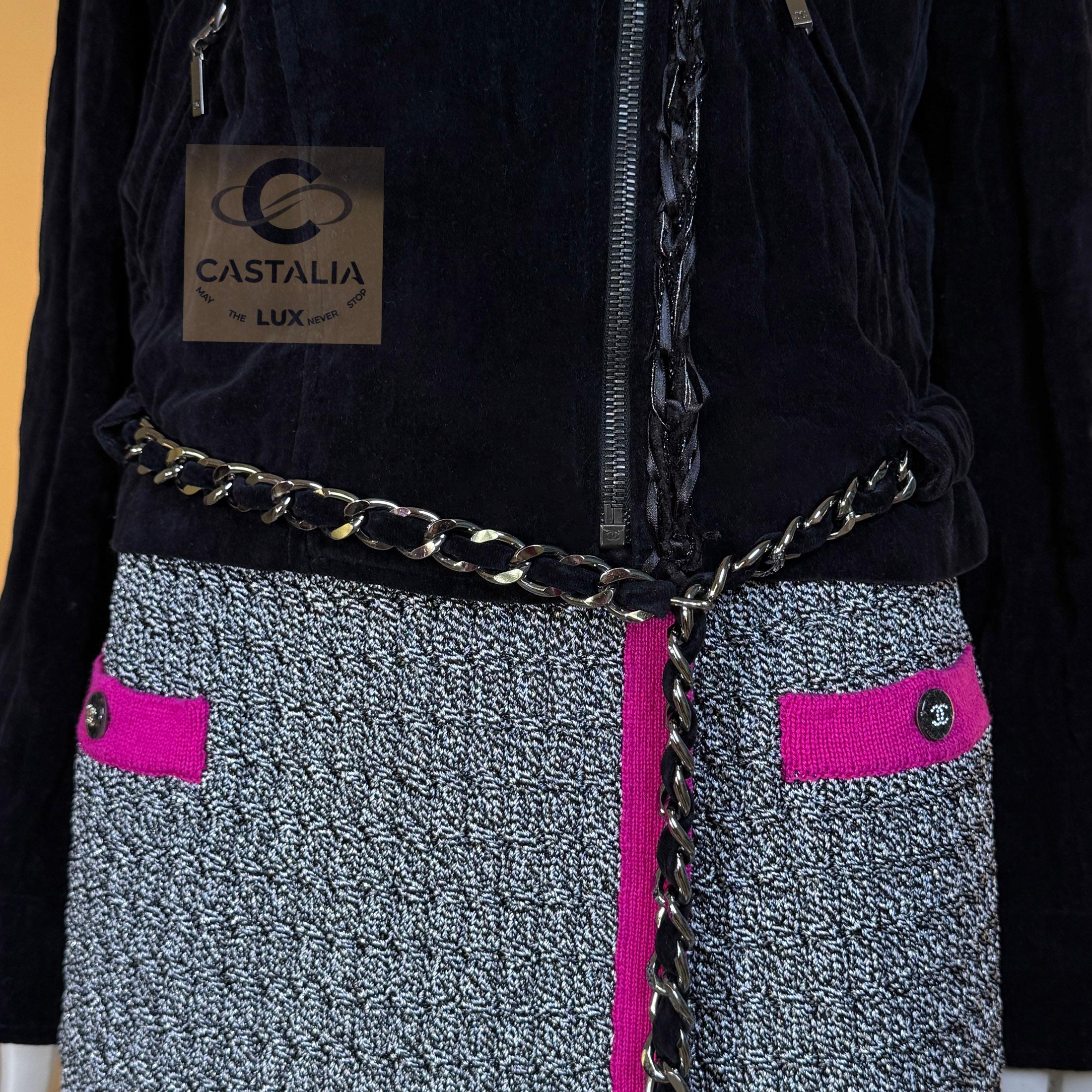 Chanel Super Rare Bikerjacke aus Samt mit Kettengürtel 40 FR im Angebot 7