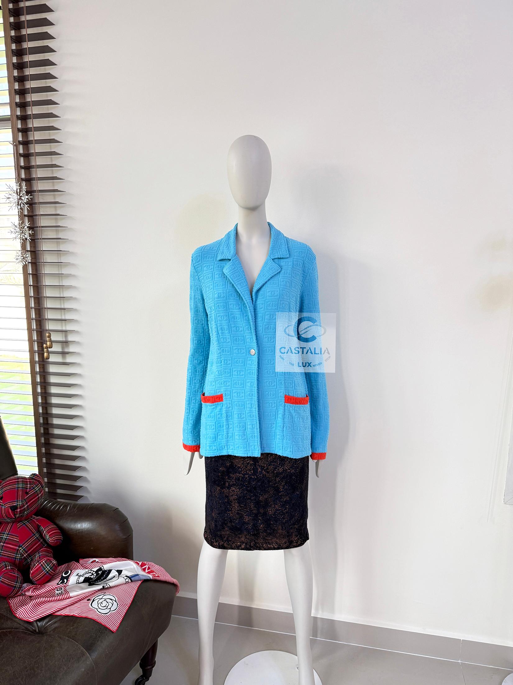 Chanel Super Raro Vintage CC Logo Chaqueta Turquesa 40 FR en venta 2