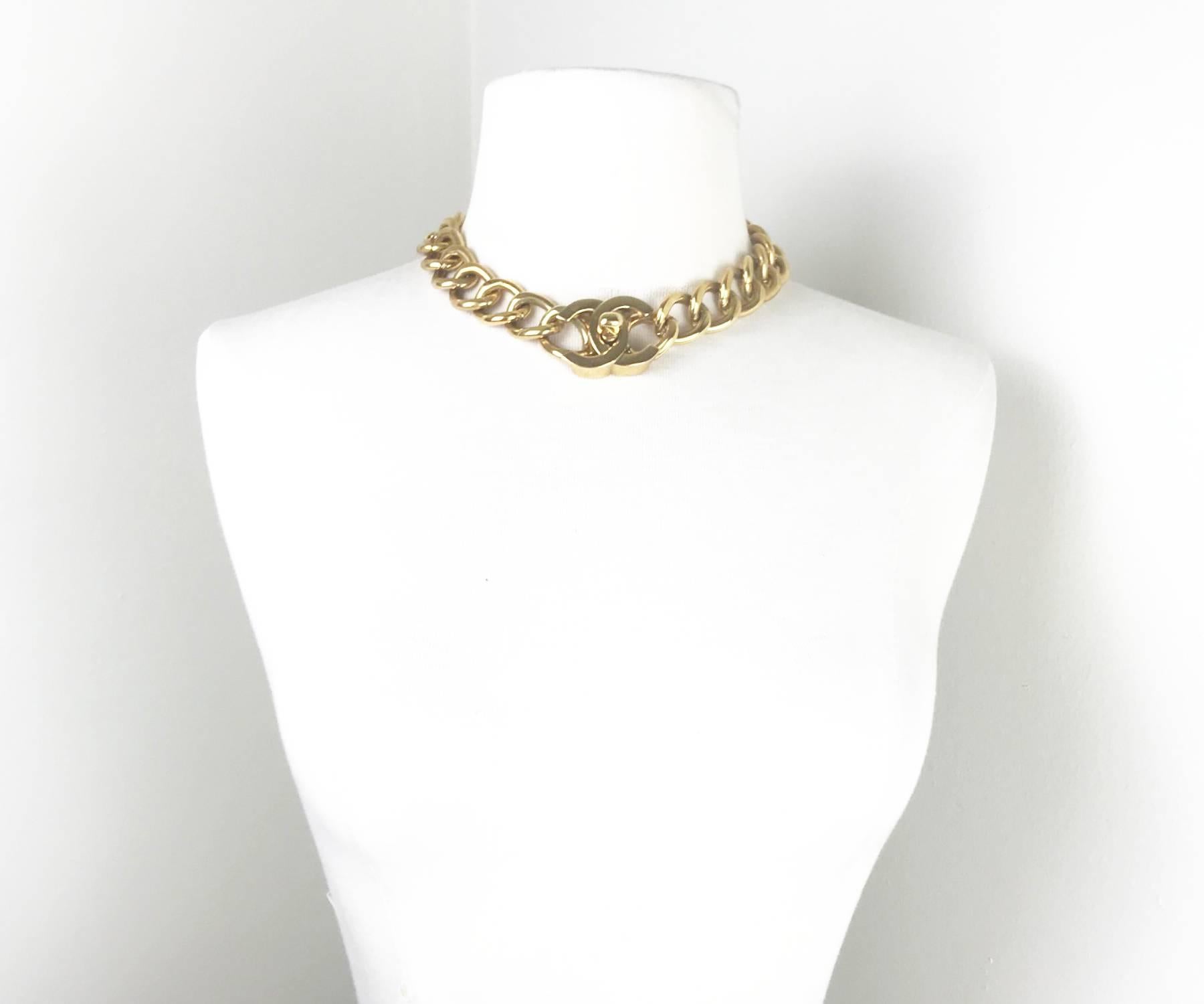 Chanel Super Rare Vintage Gold Plated CC Turnlock Large Chain Choker Necklace For Sale 1
