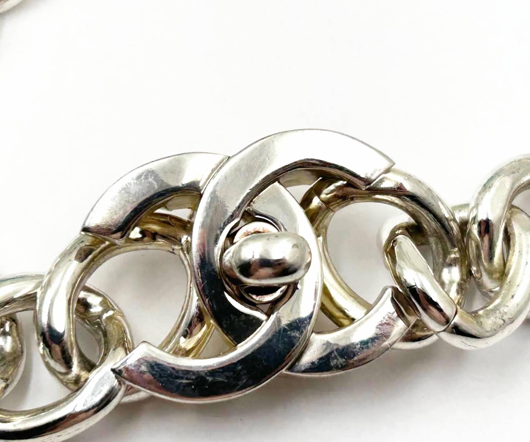 Women's Chanel Super Rare Vintage Silver CC Turnlock Large Chain Choker Necklace