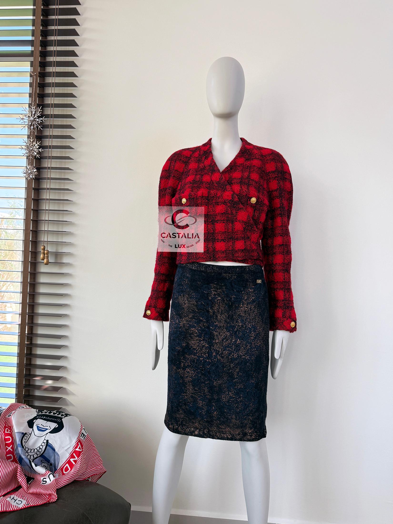 Rosso Giacca Chanel super elegante in tweed rosso 42 FR in vendita