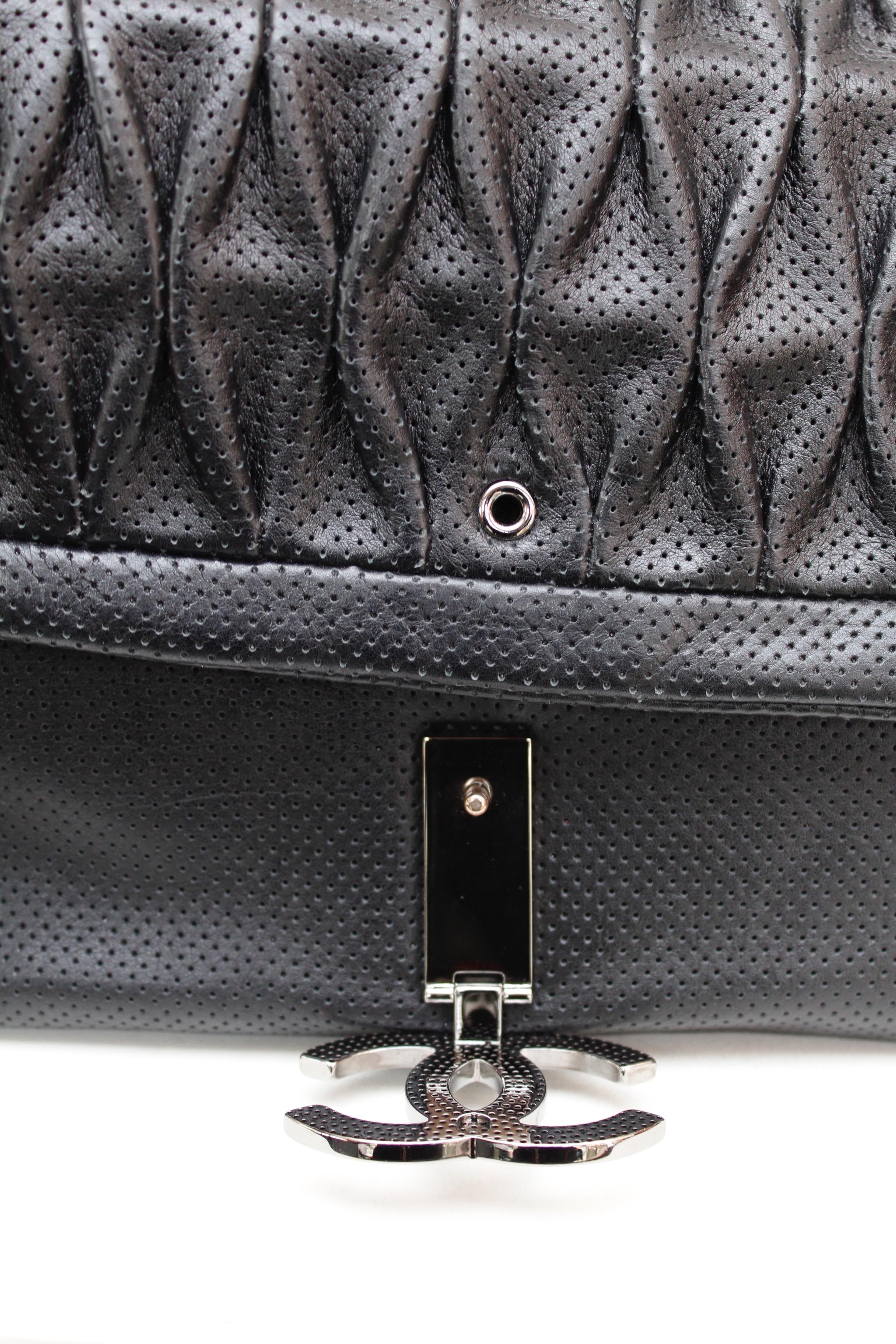 Chanel superb black leather bag, 2008/2009 Fall/Winter Collection 2