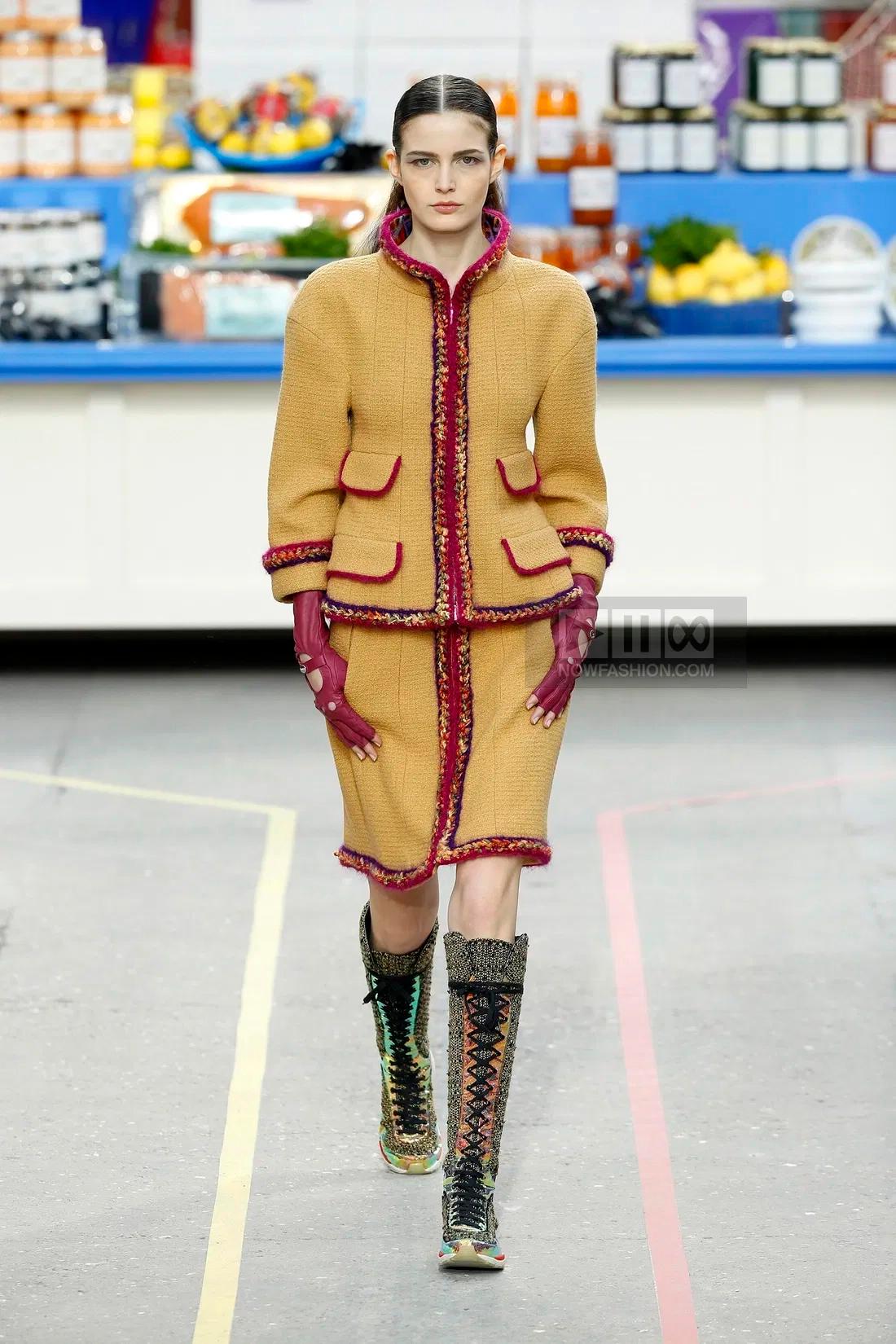 Women's or Men's Chanel  Supermarket Ad Campaign Ocher Tweed Jacket 36 FR For Sale
