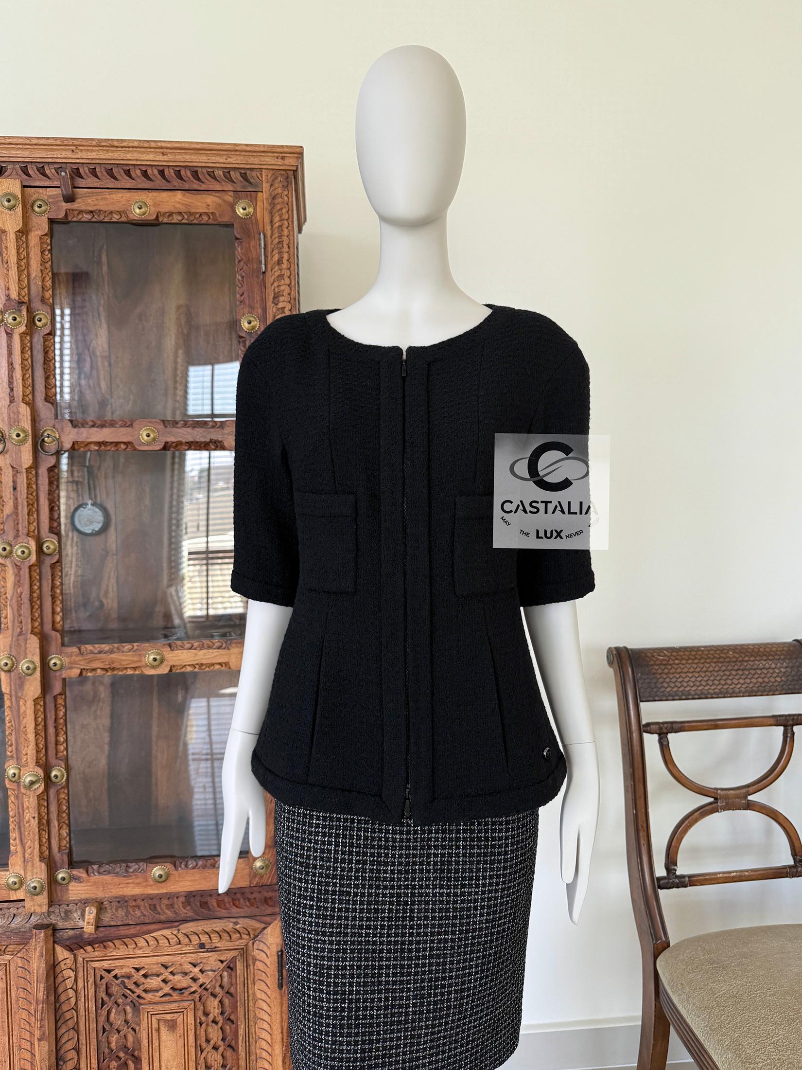 Chanel Supermarket Kollektion Schwarze Tweed-Jacke 38 FR 3