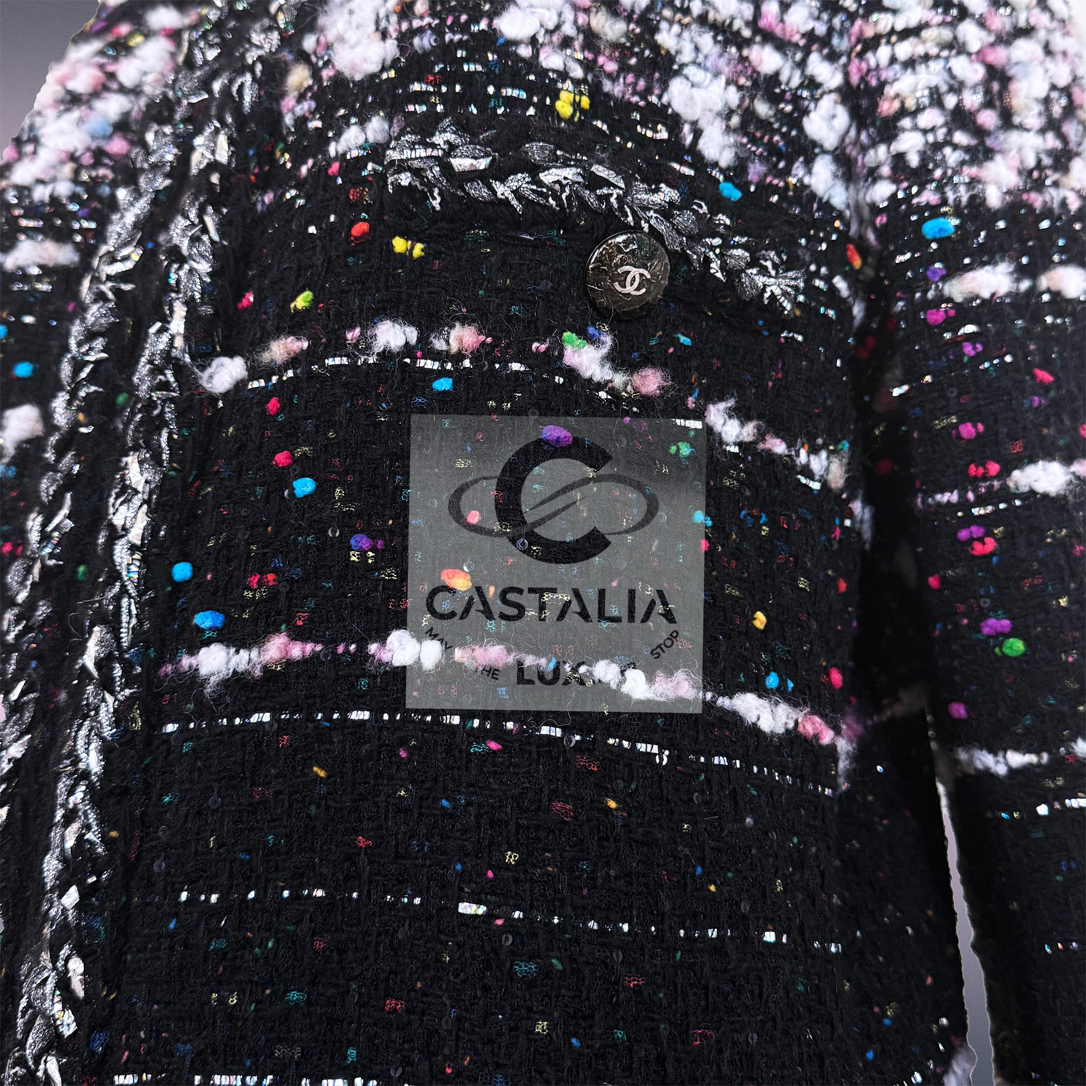 CHANEL Supermarket Collection Confetti Tweed Coat 46 FR en vente 10