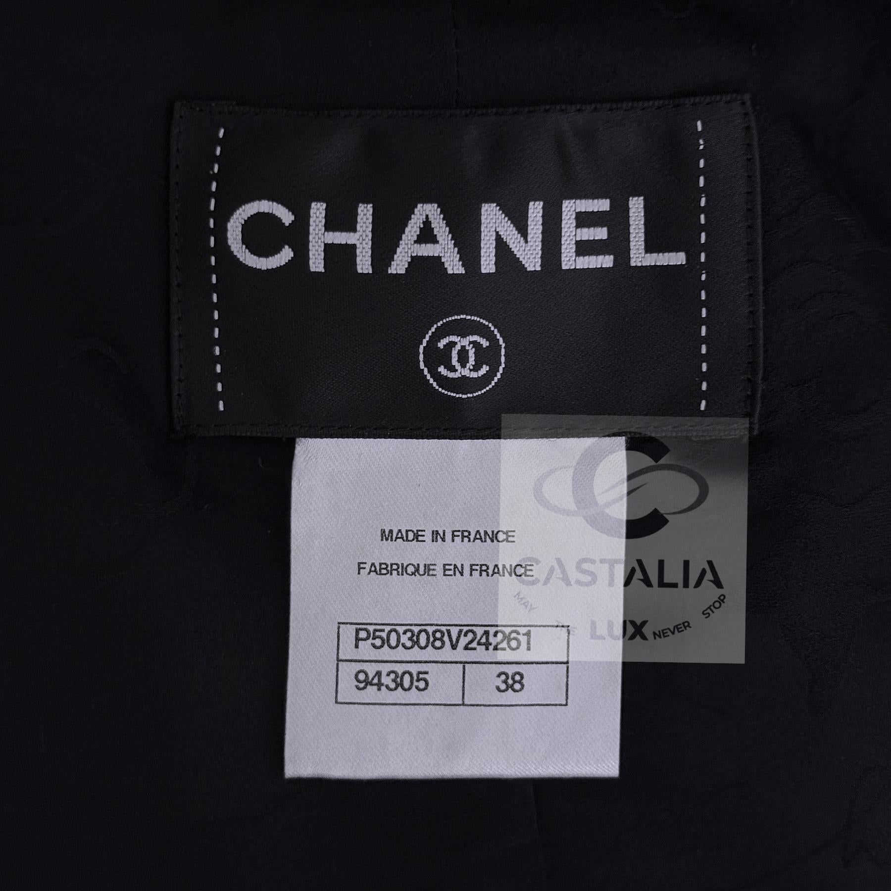 Chanel Supermarket Runway Black Tweed Jacket 38 FR For Sale 9