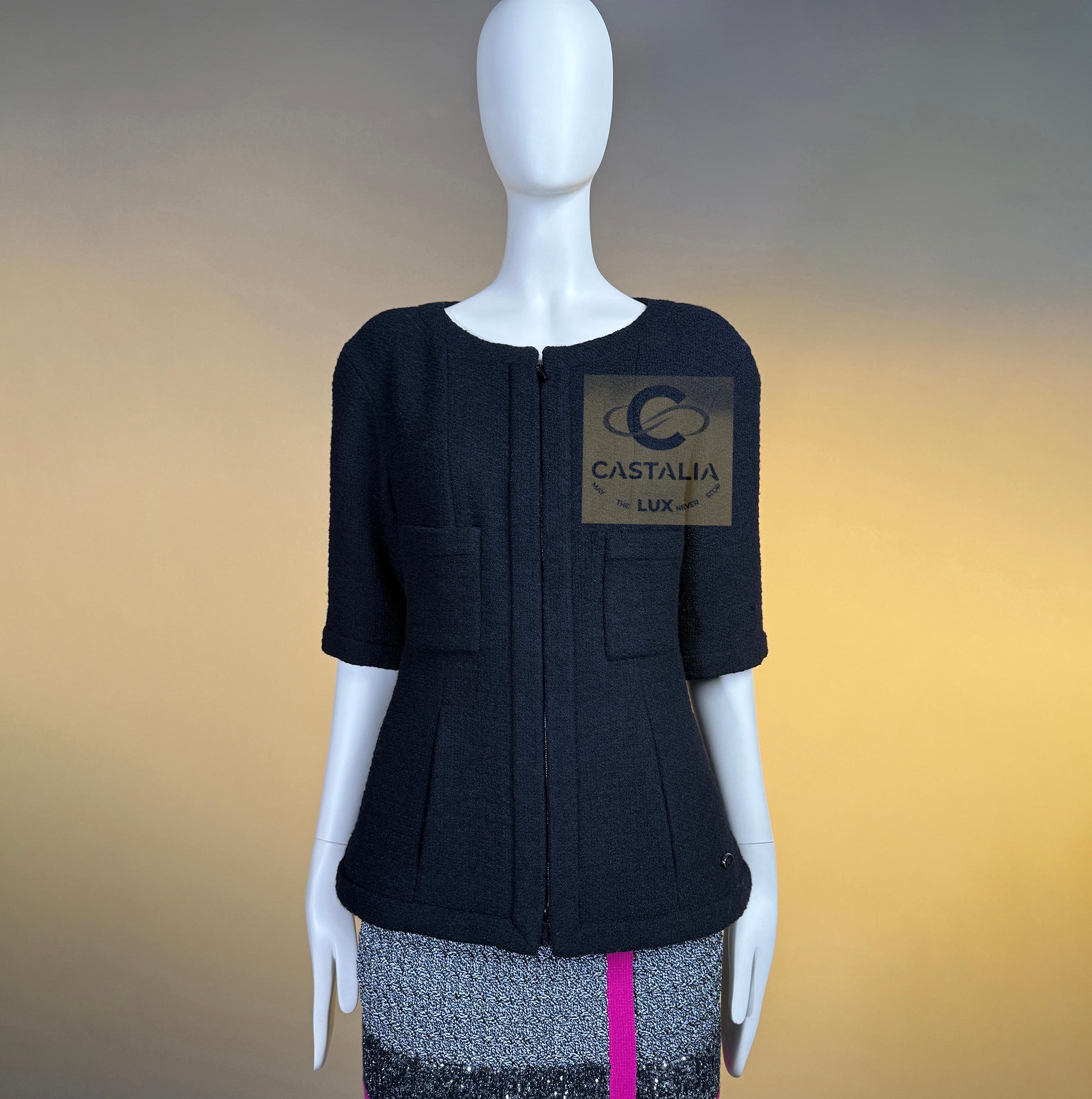 Women's or Men's Chanel Supermarket Runway Black Tweed Jacket 38 FR For Sale