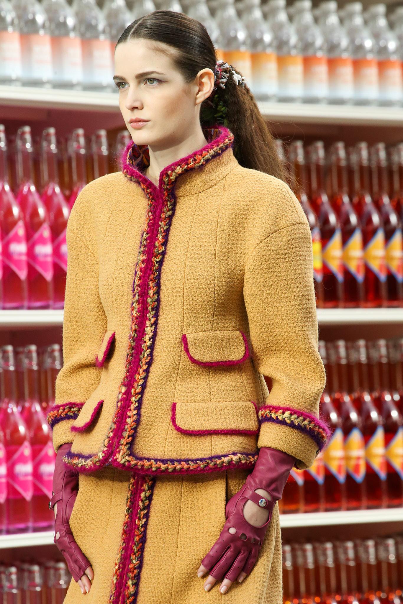 Women's or Men's CHANEL Supermarket Runway  Mustard Tweed Jacket 36 FR For Sale