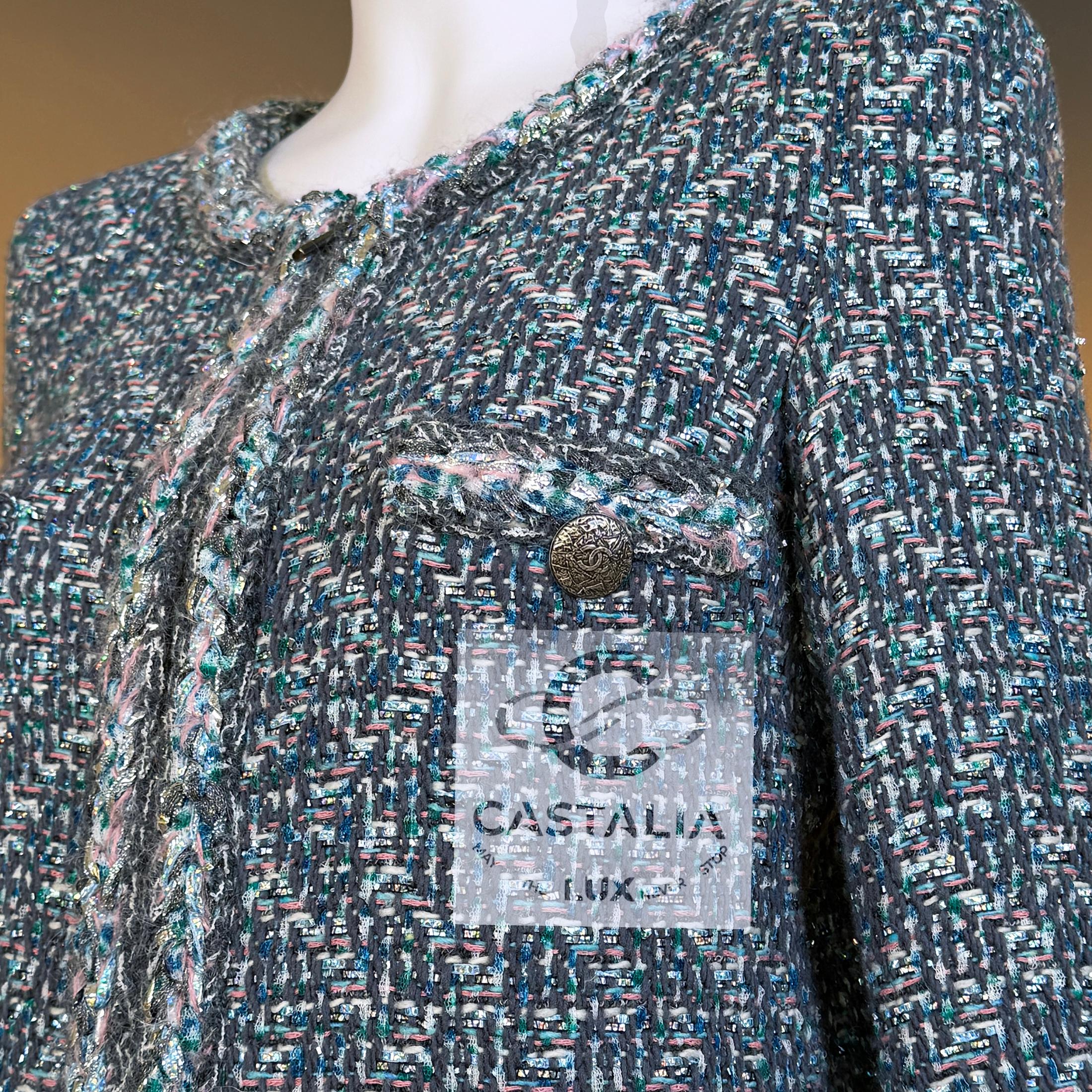 CHANEL Supermarkt Runway Shimmer Tweed Mantel 36 FR im Angebot 4