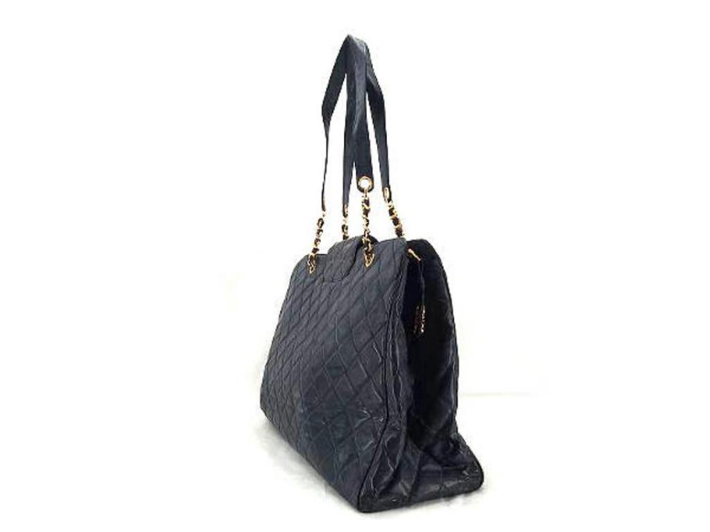 Chanel Supermodel 220733 Black Quilted Vinyl Shoulder Bag For Sale 2