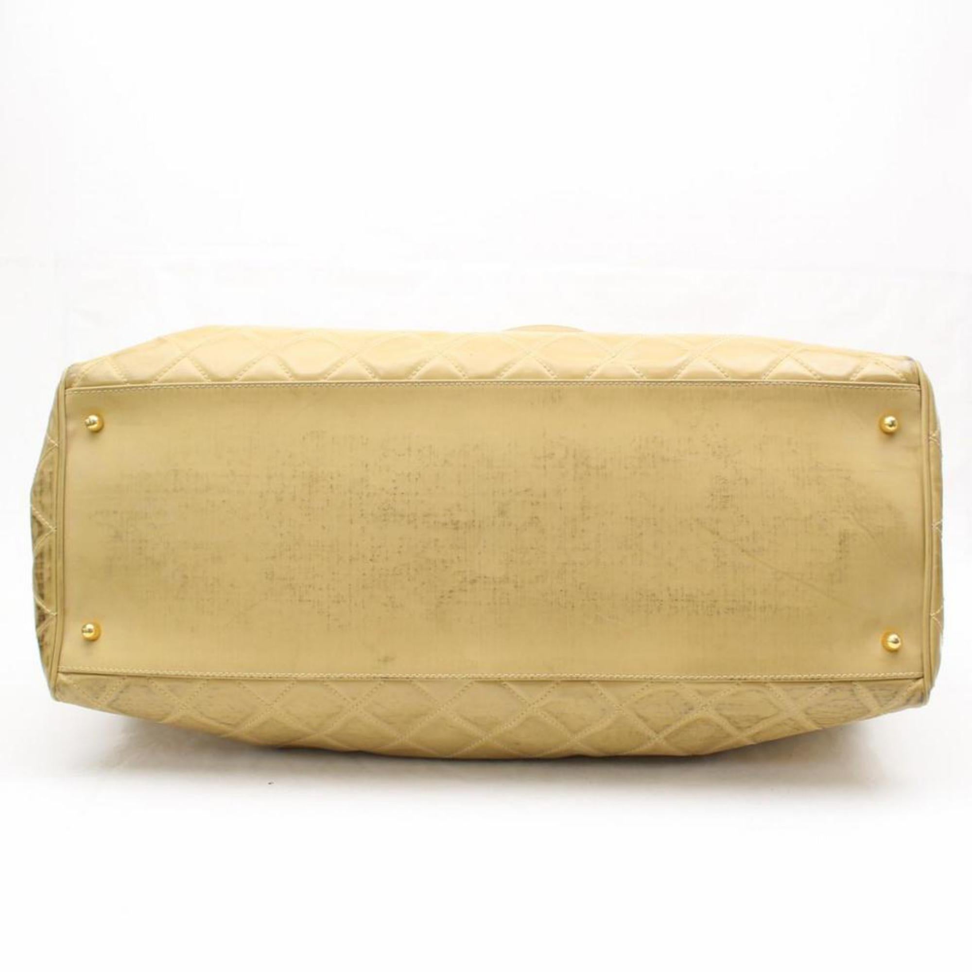 Chanel Supermodel Extra Large Beige 896035 Yellow Vinyl Shoulder Bag For Sale 2