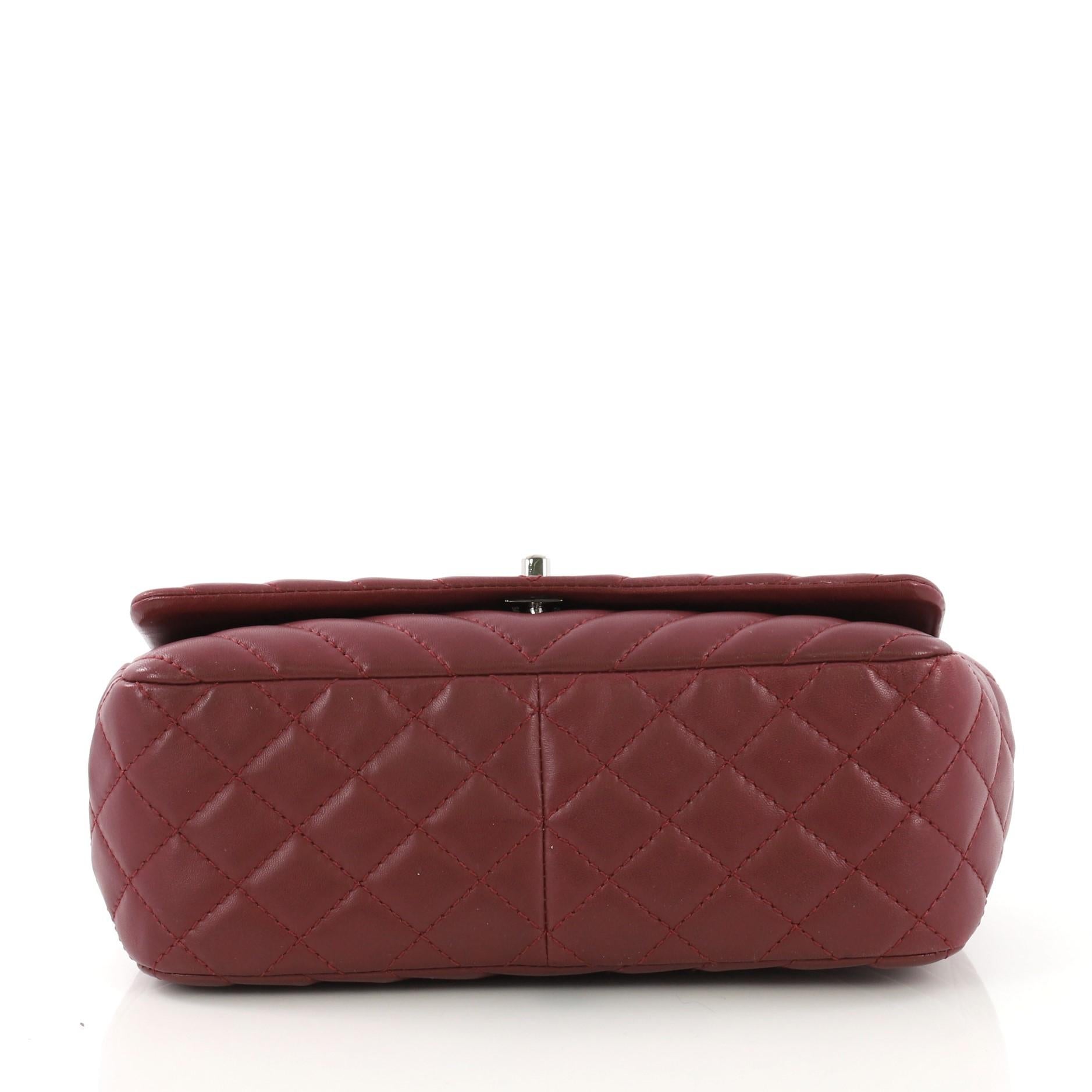 Chanel Surpique Chevron Chain Flap Bag Quilted Lambskin Medium In Good Condition In NY, NY