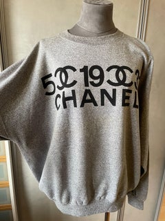 Chanel Sweat 5CC19CC31. Vintage très célèbre