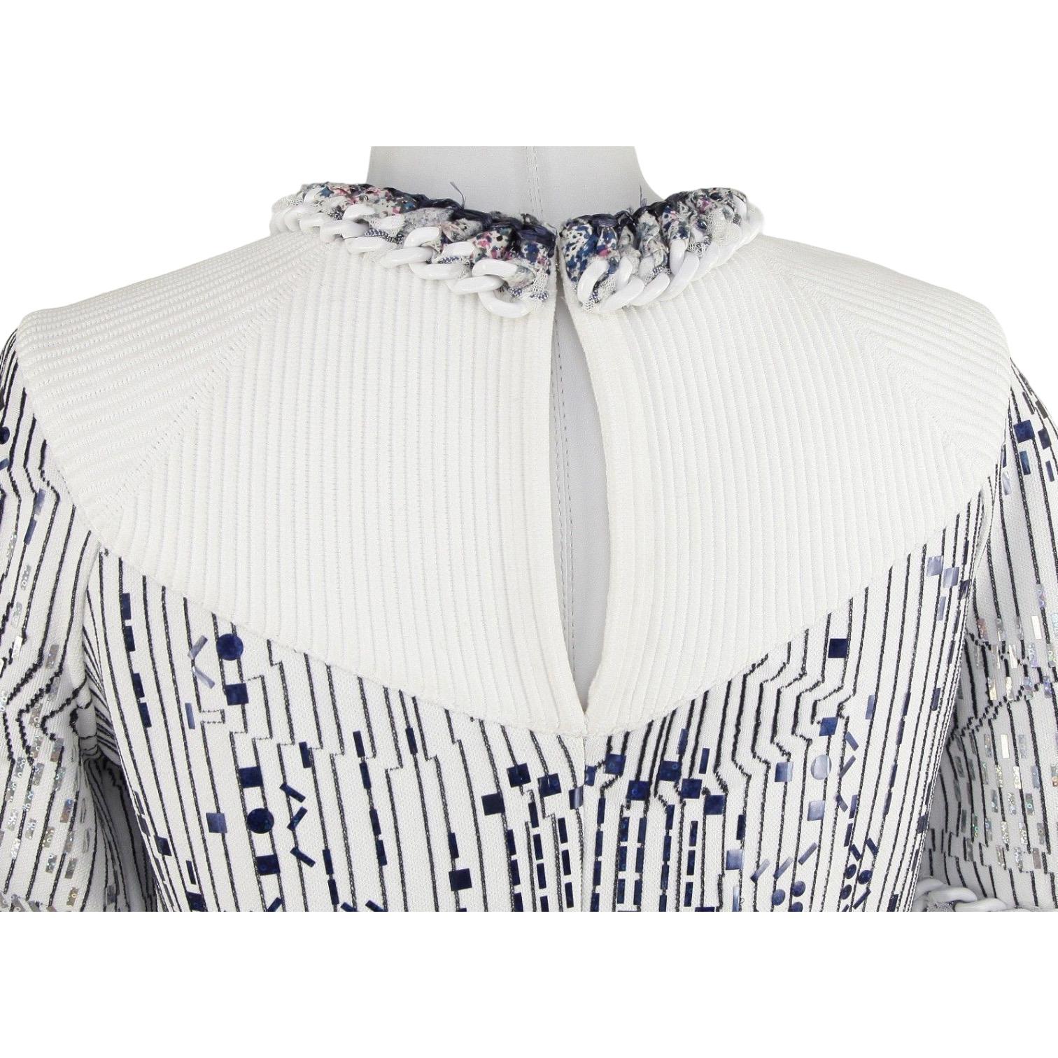 Women's CHANEL Sweater Dress White Knit Metallic Short Sleeve Silver Blue 14S 2014 Sz 40 For Sale