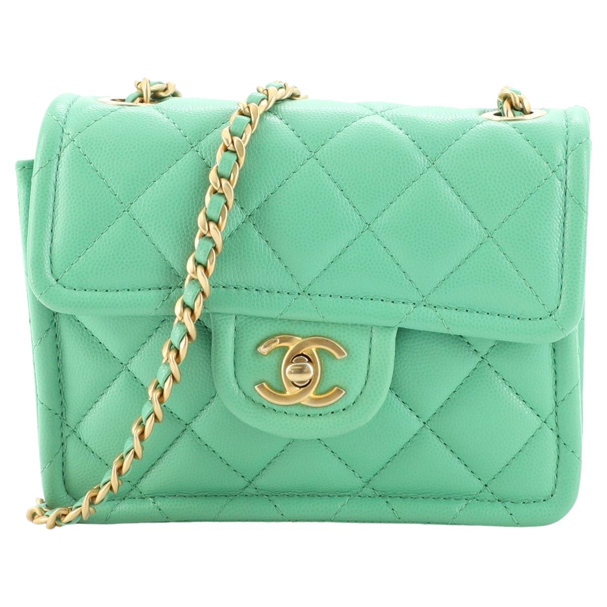 CHANEL Caviar Quilted Sweetheart Flap Green 1289315