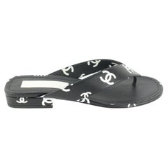 Chanel sz 37 22S Black White Lambskin CC Logo Thong Flat Flip Flop 45cz518s