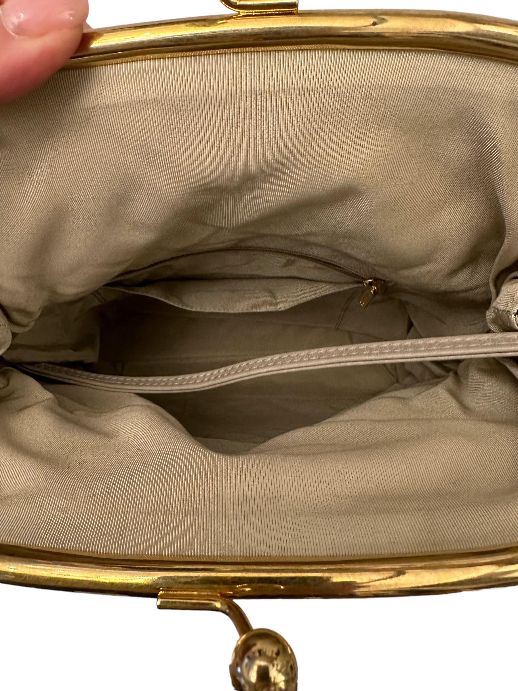Chanel Tabatière Kisslock Fold Over Houndstooth Tweed Bag 6