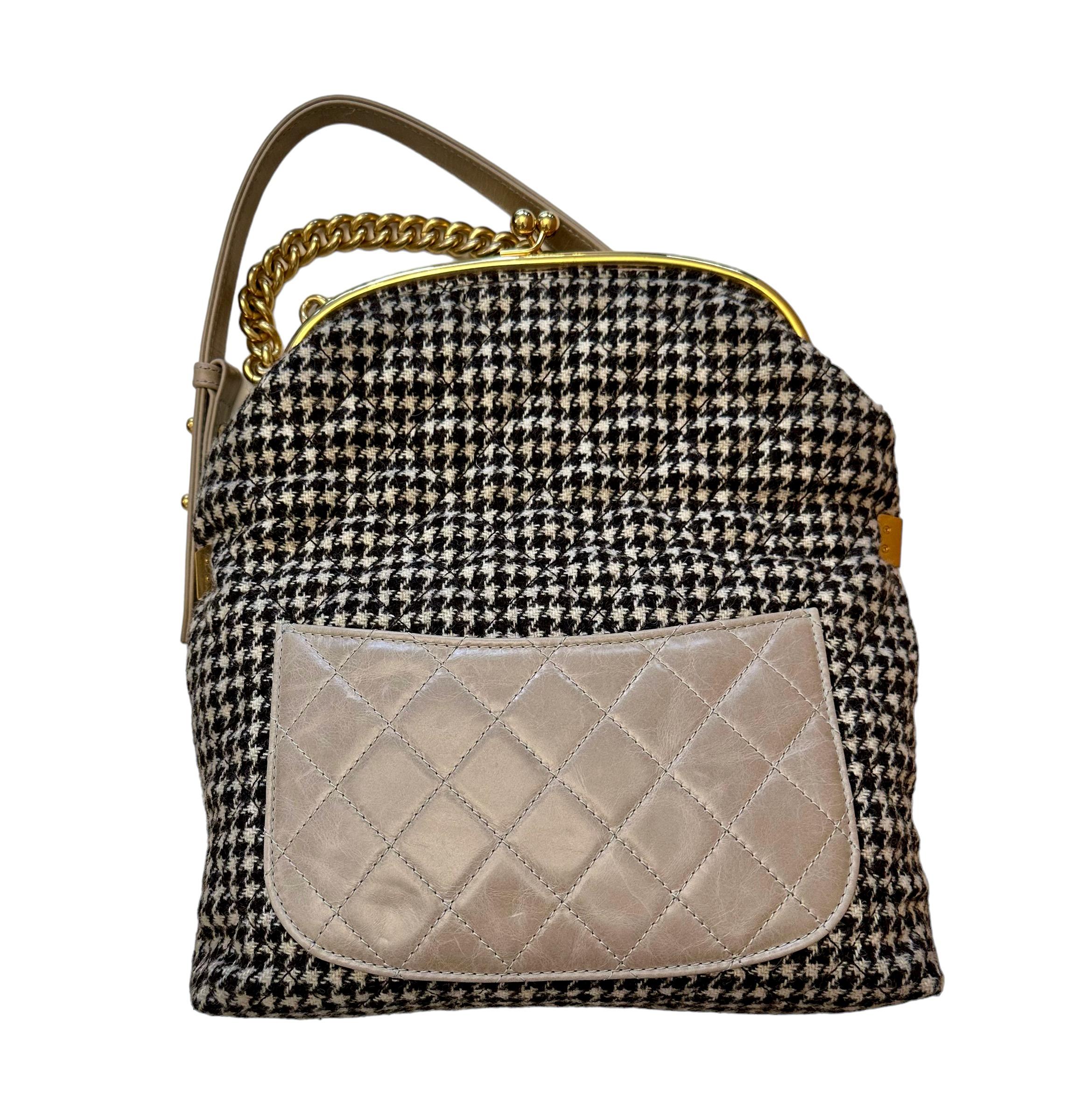 Chanel Tabatière Kisslock Fold Over Houndstooth Tweed Bag 1