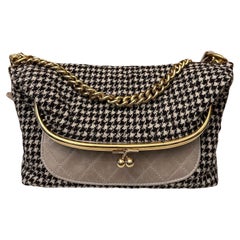 Chanel Tabatière Kisslock Fold Over Houndstooth Tweed Bag