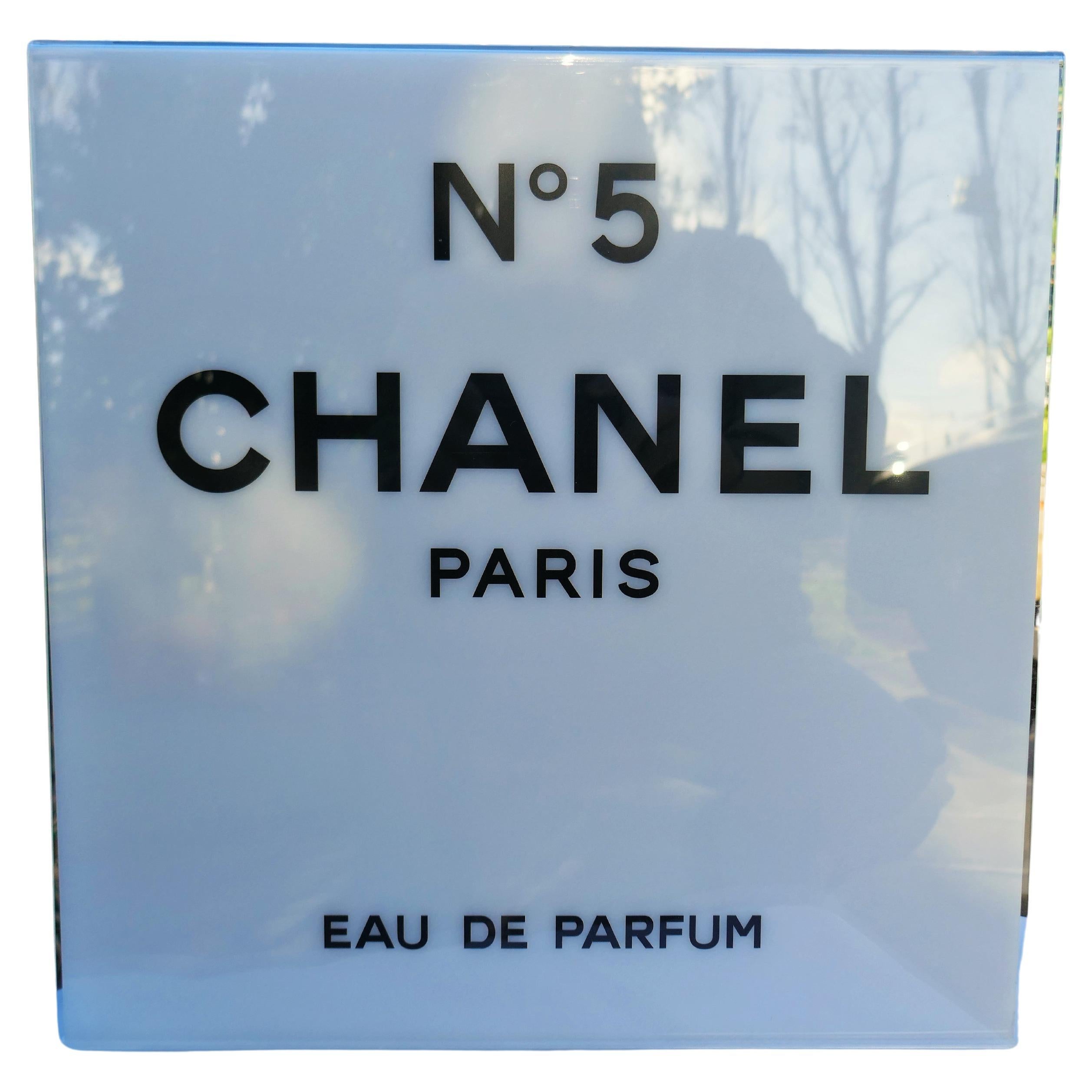 Chanel Table Lamp In Good Condition For Sale In Lugo, IT