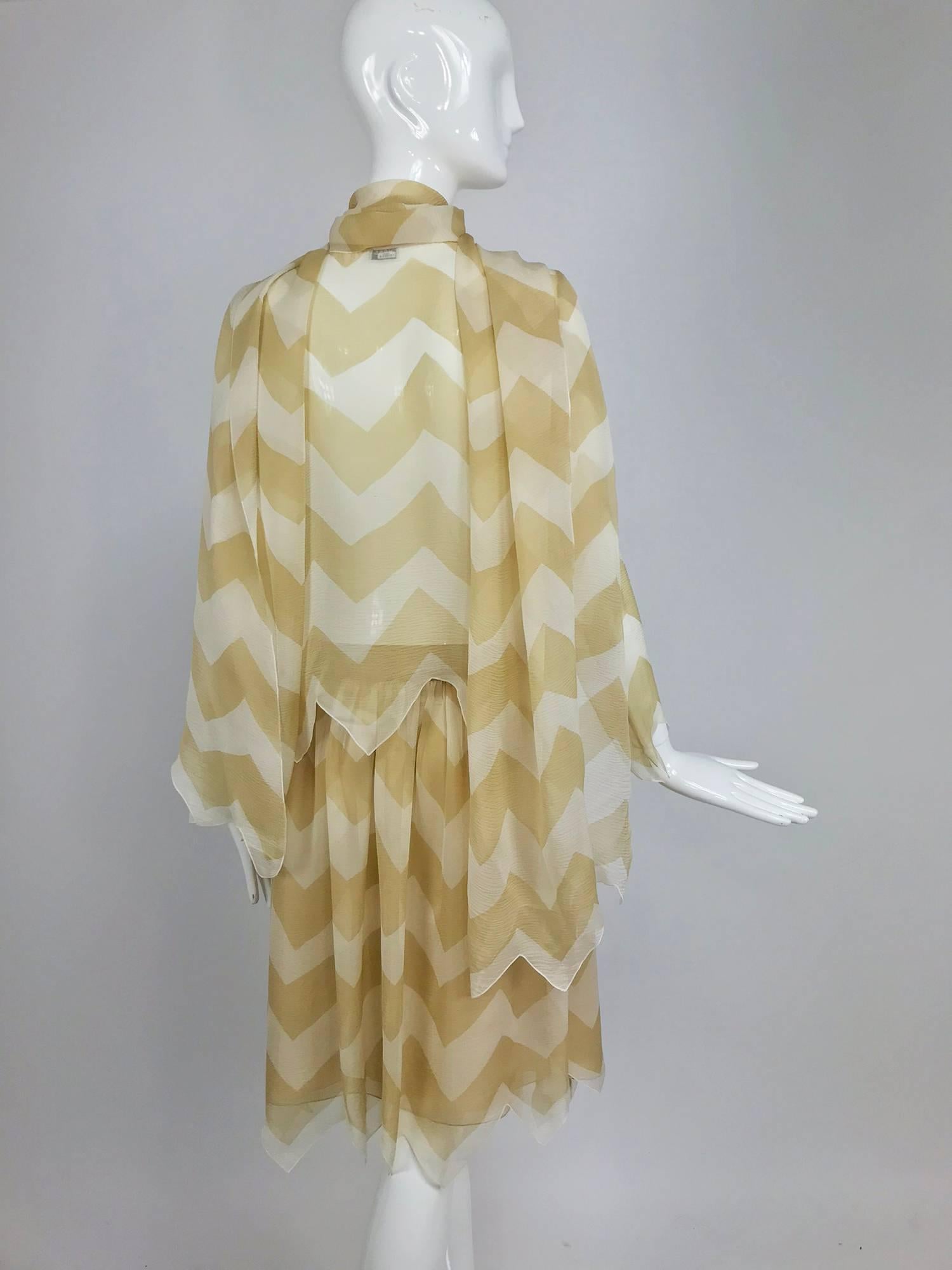 Chanel tan and cream zig zag silk chiffon blouse and skirt 2000A In Excellent Condition In West Palm Beach, FL