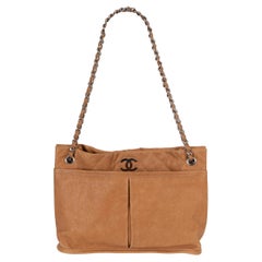 CHANEL Bolso Tote Shopper 11C NATURAL BEAUTY de piel color canela
