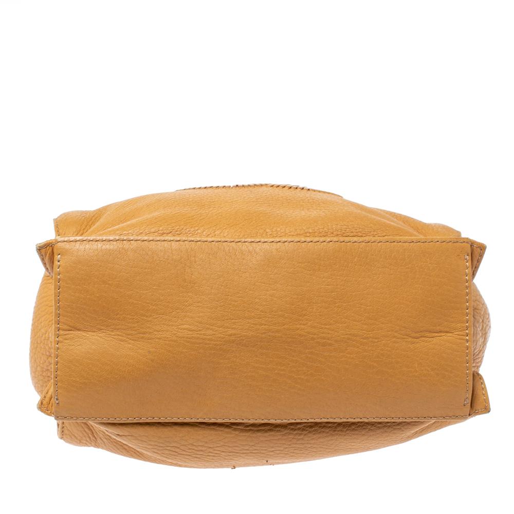 taschen mit holzgriff