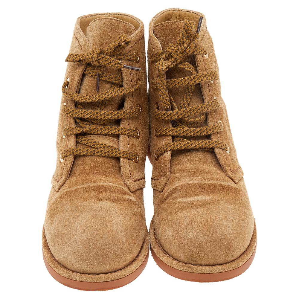 Chanel Tan Suede Lace up Boots Size 37 In Good Condition In Dubai, Al Qouz 2