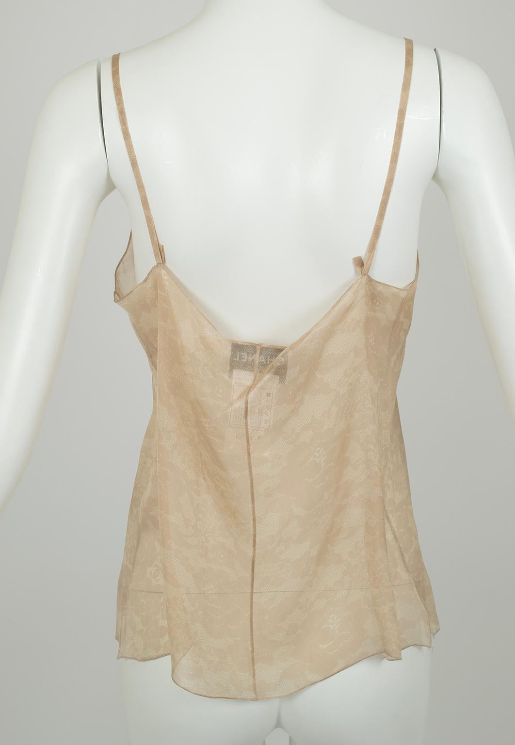 Chanel Taupe Trompe l'Oeil Lace Sleeveless Blouse and Camisole – Fr 38, 2000s For Sale 8