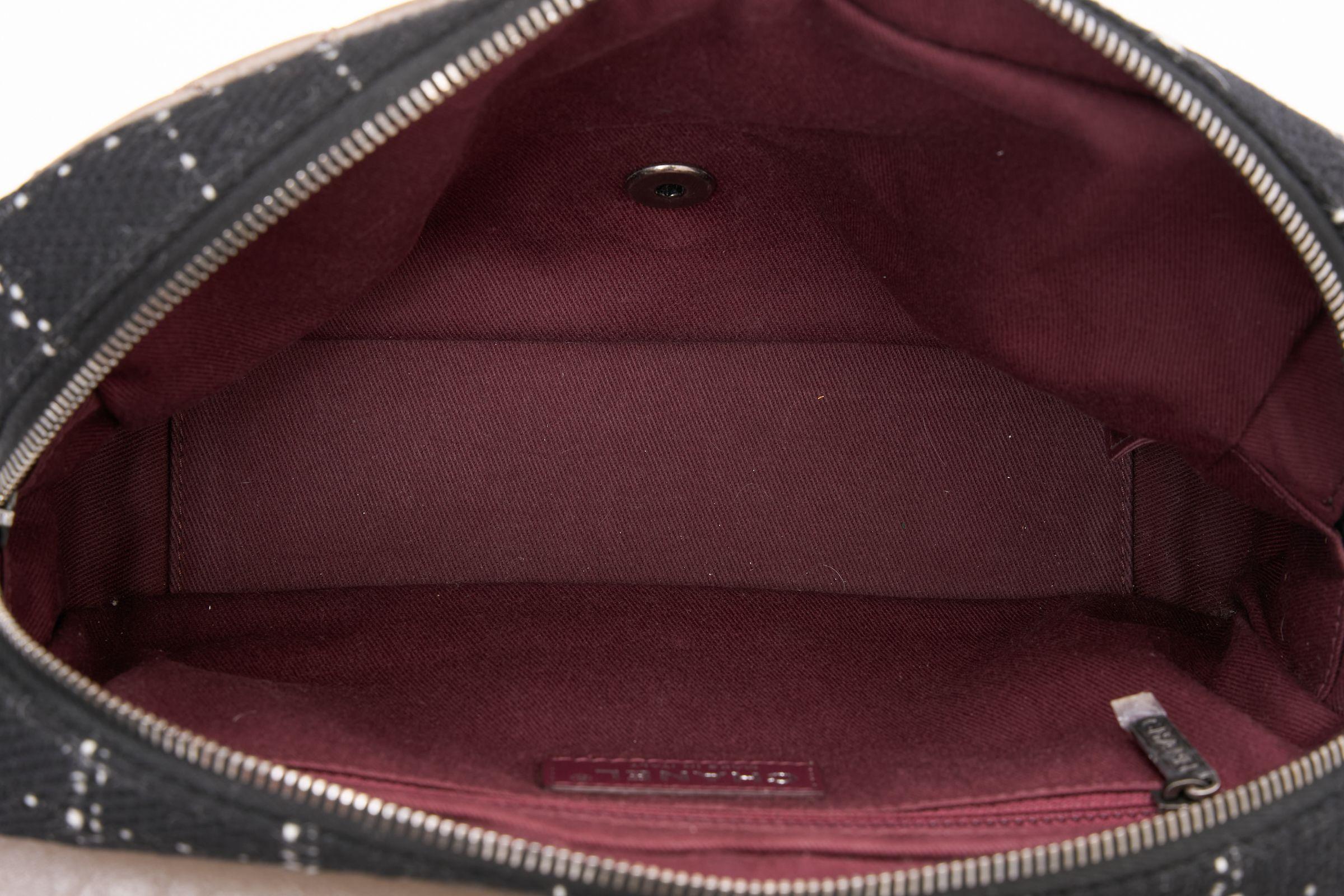 Chanel Taupe Tweed Portobello Flap Bag For Sale 3