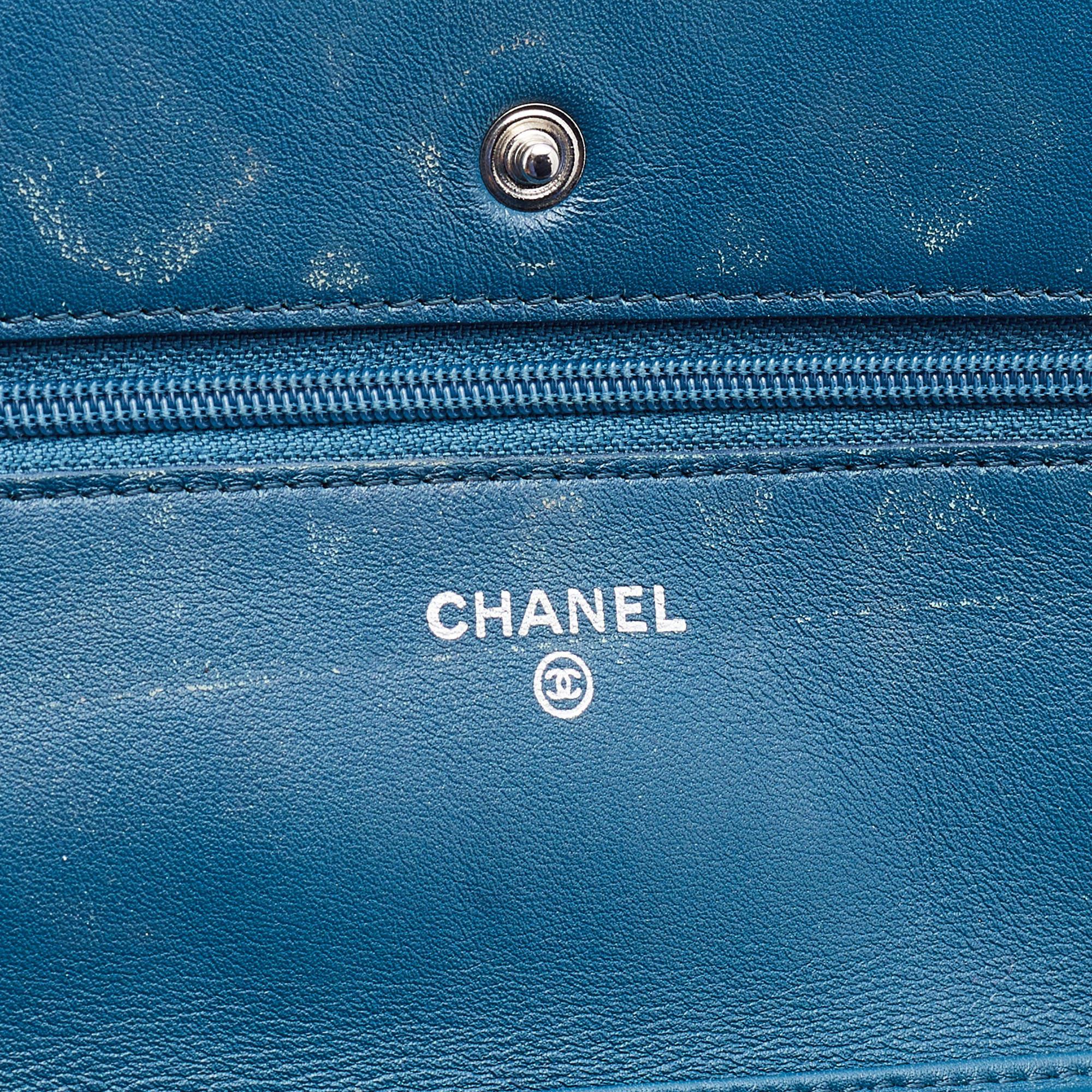 Chanel Teal Blue Quilted Patent Leather WOC Clutch 5