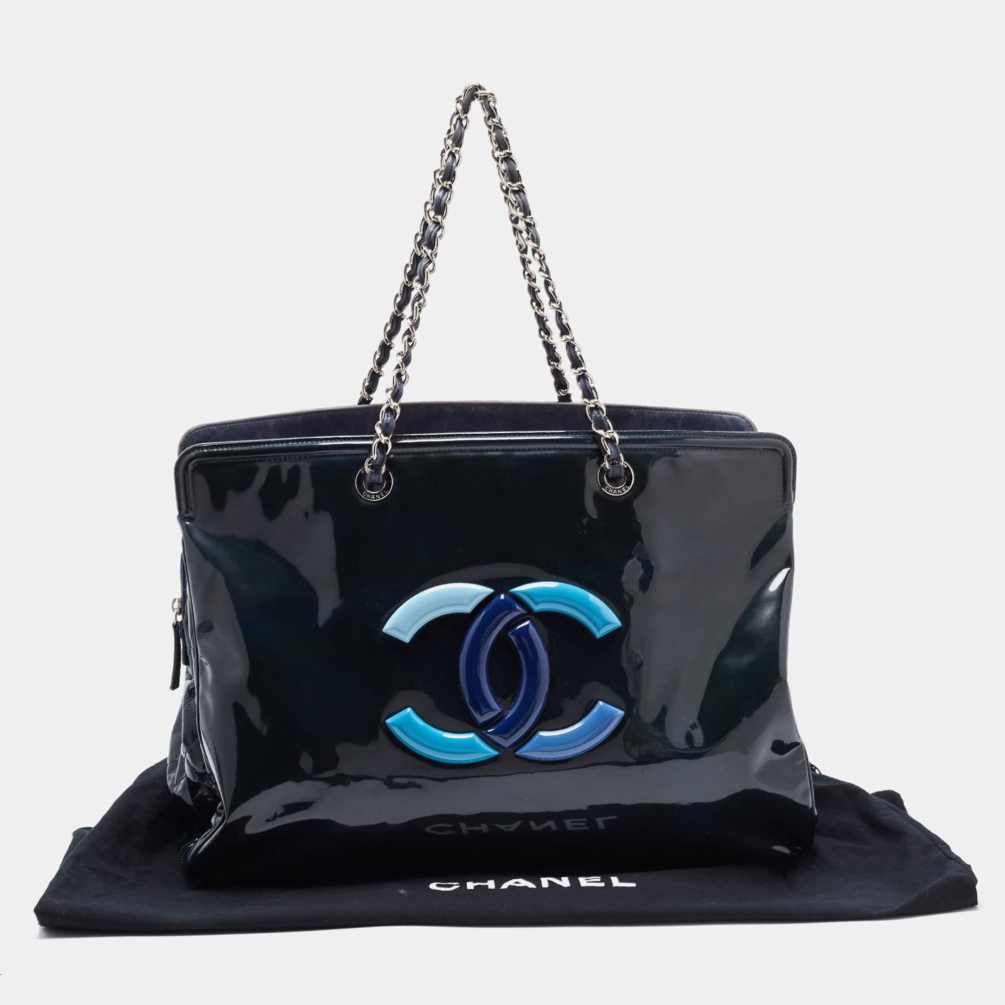 Chanel Teal Patent Leather XL Lipstick Tote 12