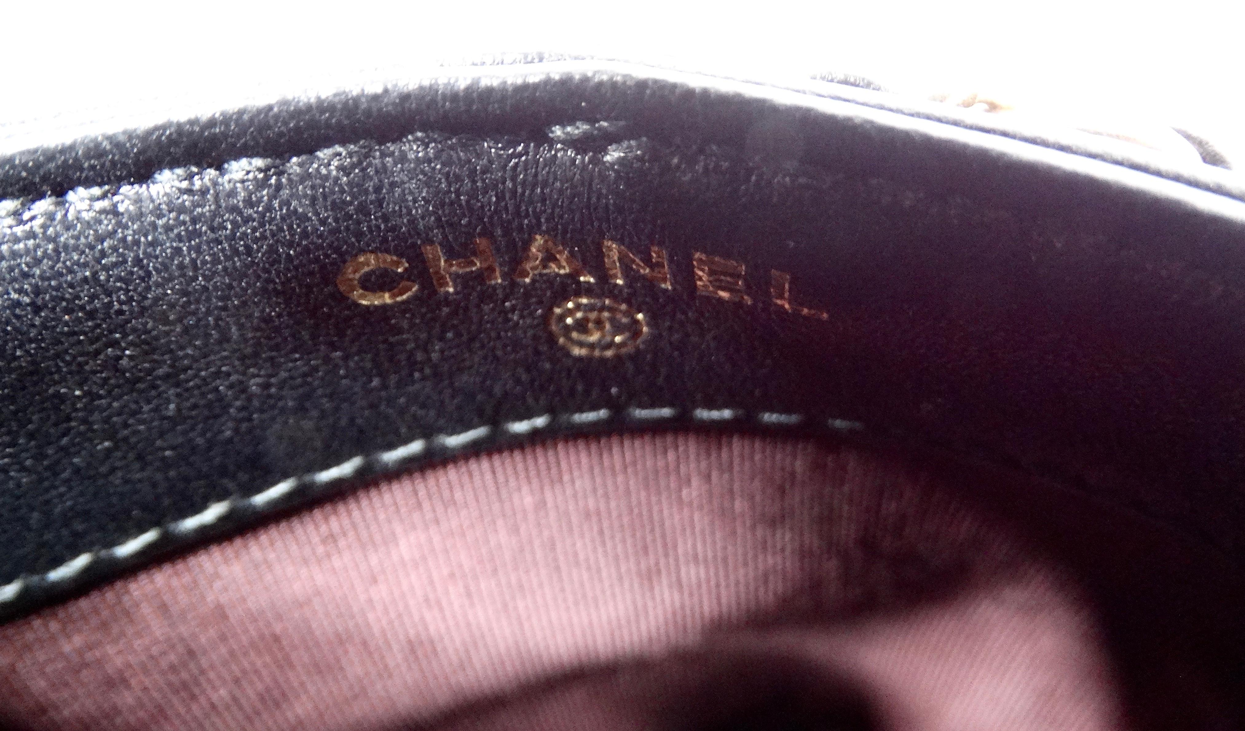 Chanel Tech Me Out Schwarz Lammfell Leder Clutch mit Kette 2020 im Angebot 4