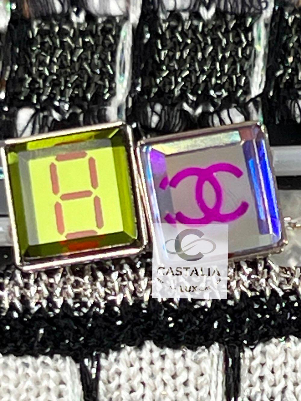 Chanel Techno-Chic Jacket with CC Jewel Appliqués 36 FR en vente 9