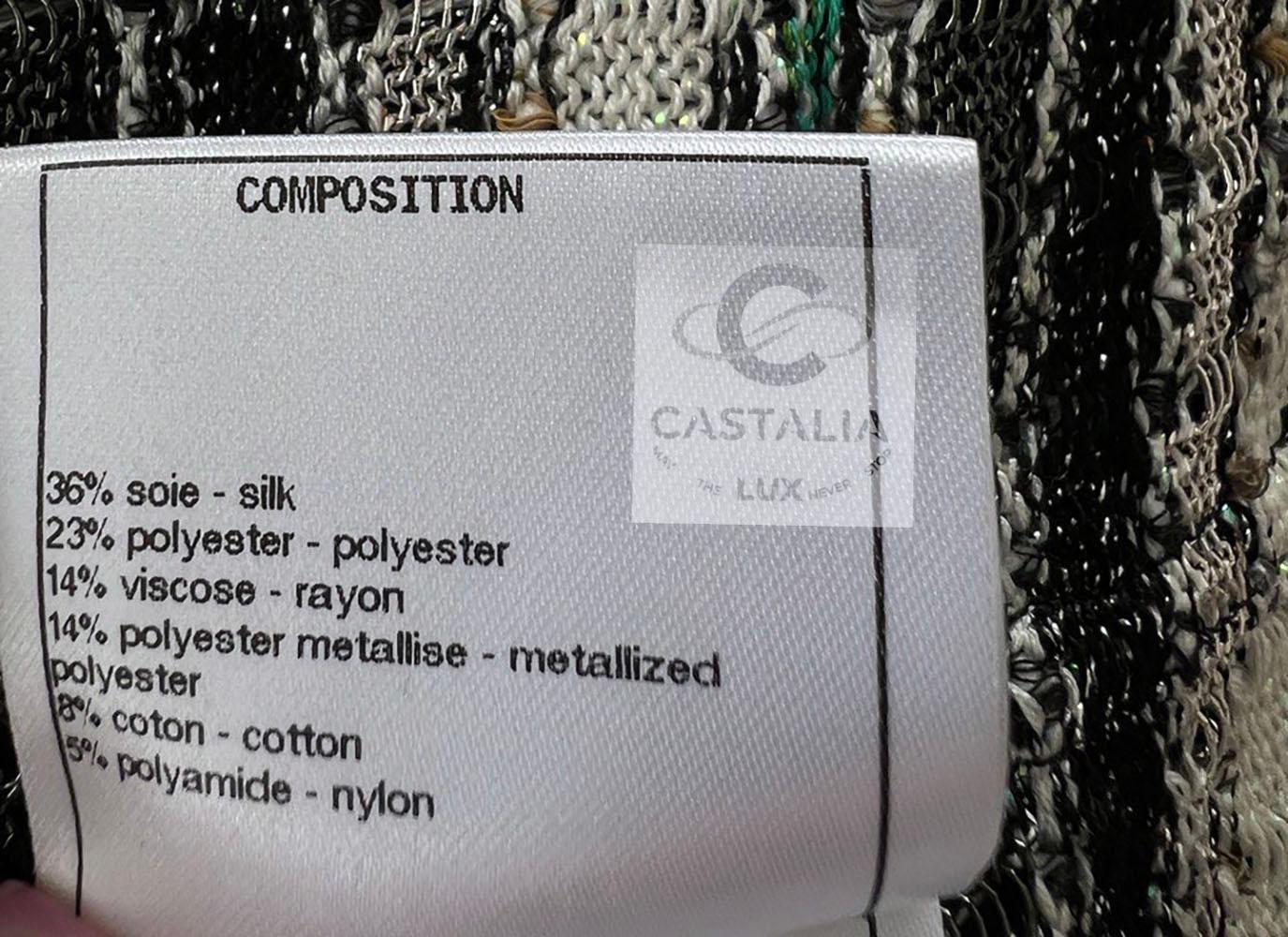 Chanel Techno-Chic Jacket with CC Jewel Appliqués 36 FR en vente 13