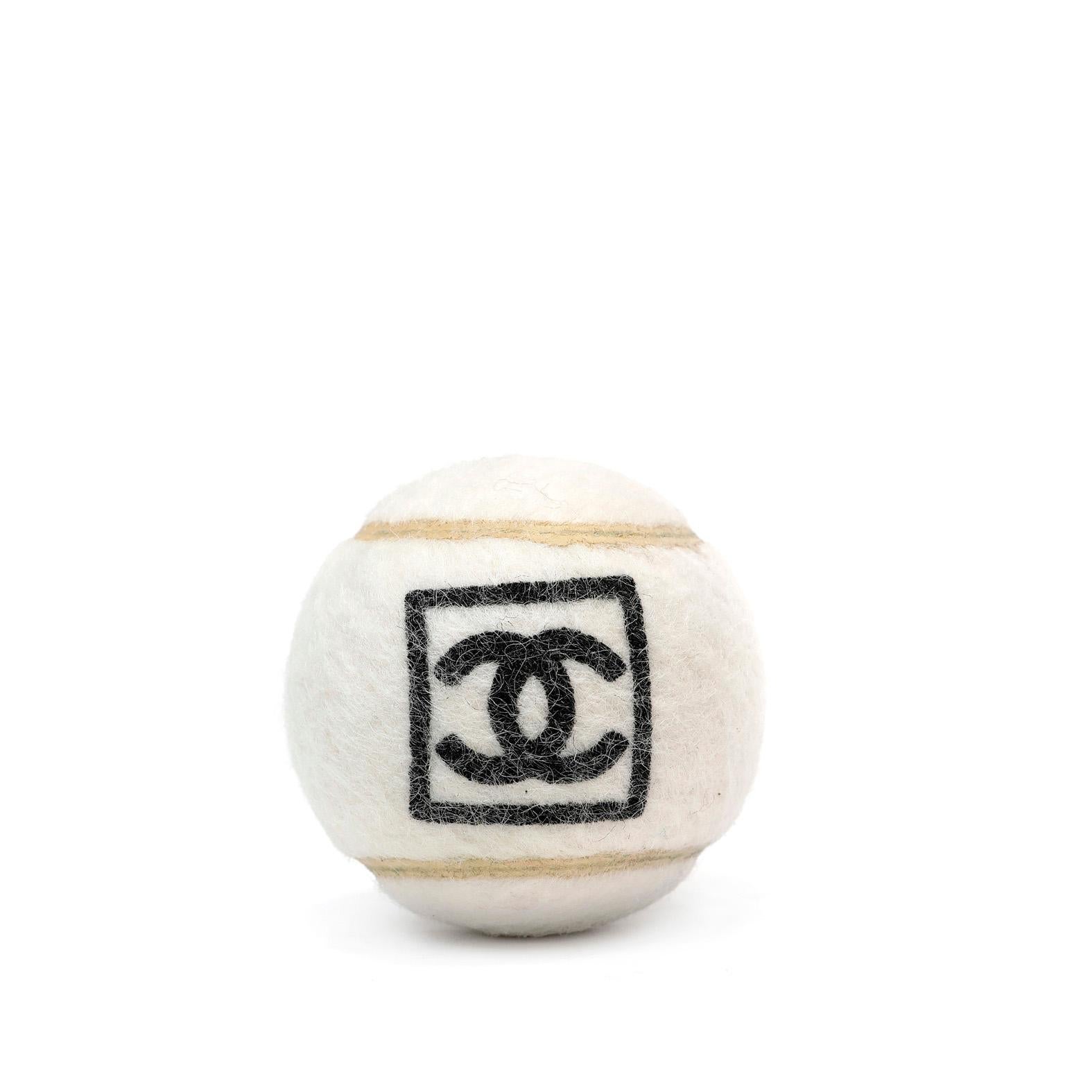 Chanel Tennisball im Angebot 1