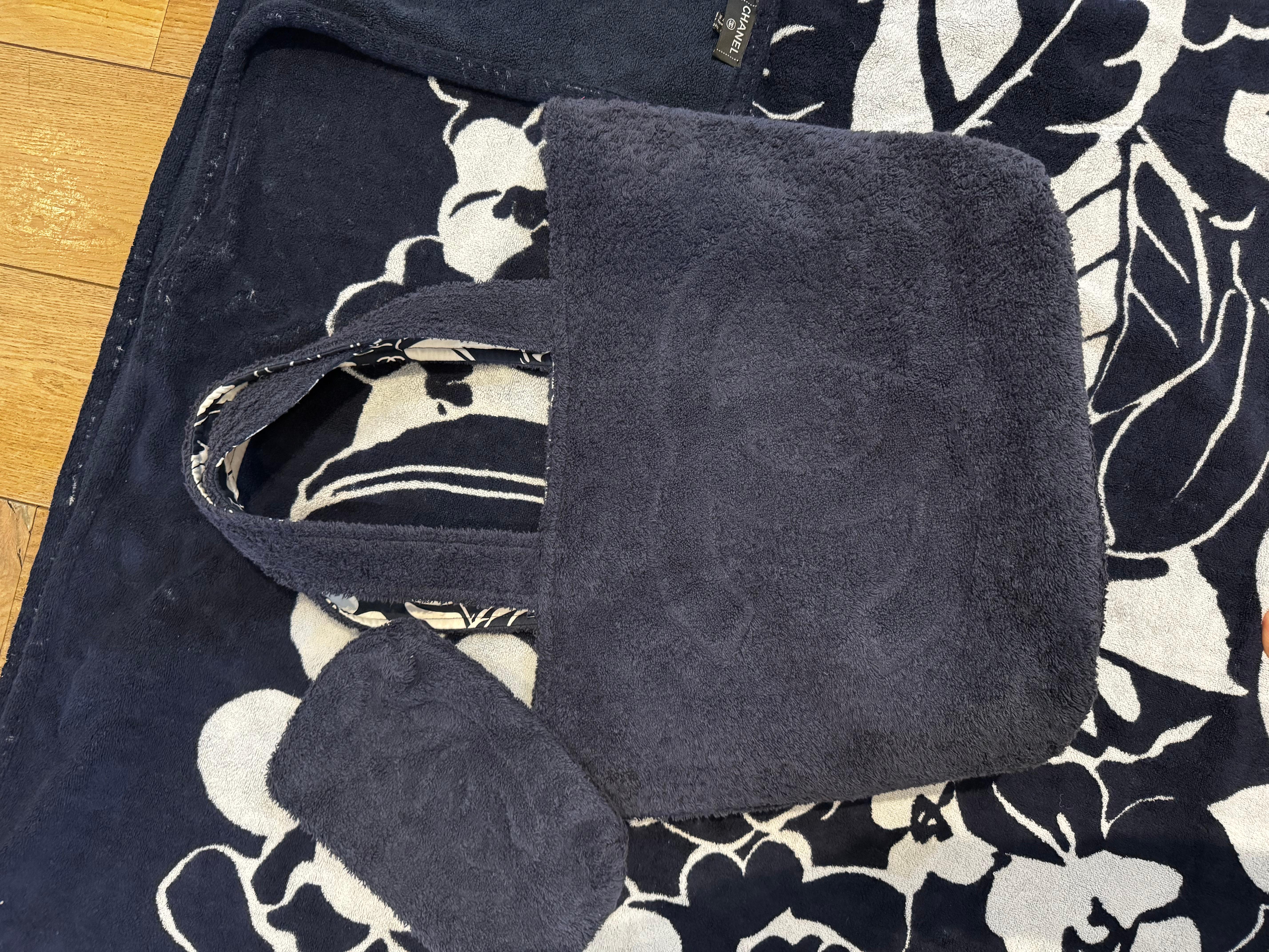 Chanel terry cc tote bag with towel and pouch For Sale 3
