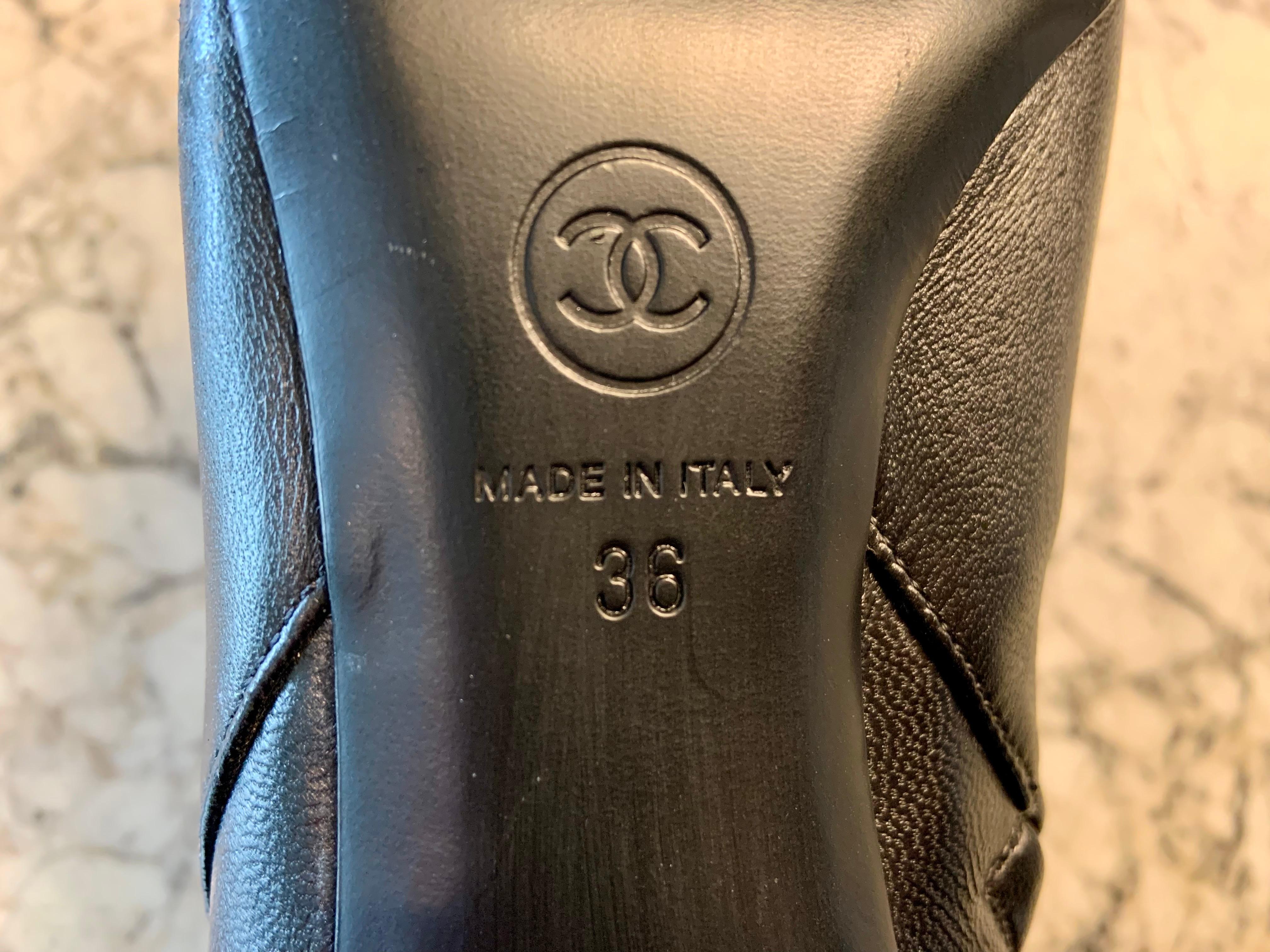 Chanel Oberschenkelhohe schwarze Lederstiefel  Größe 36 im Angebot 2