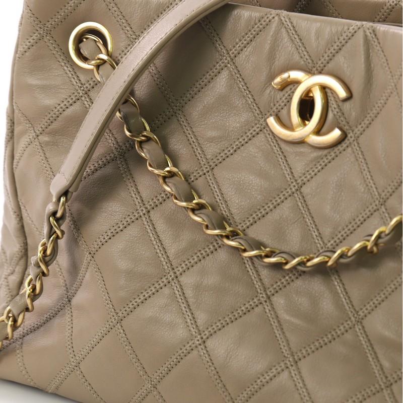 Chanel Thin City Accordion Tote Quilted Calfskin Medium In Good Condition In NY, NY