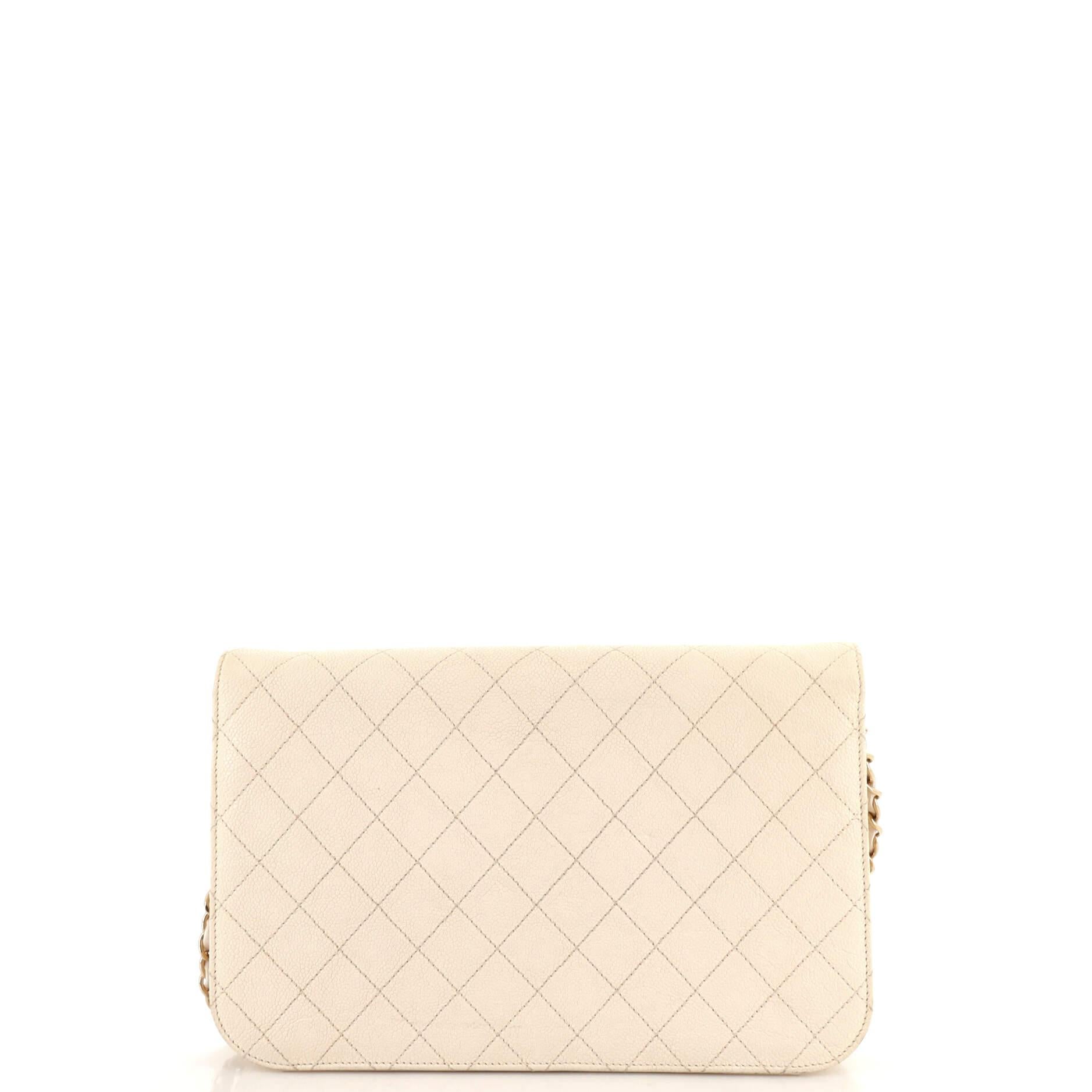 Chanel Thread Around Chain Flap Bag Quilted Caviar Medium In Fair Condition For Sale In NY, NY