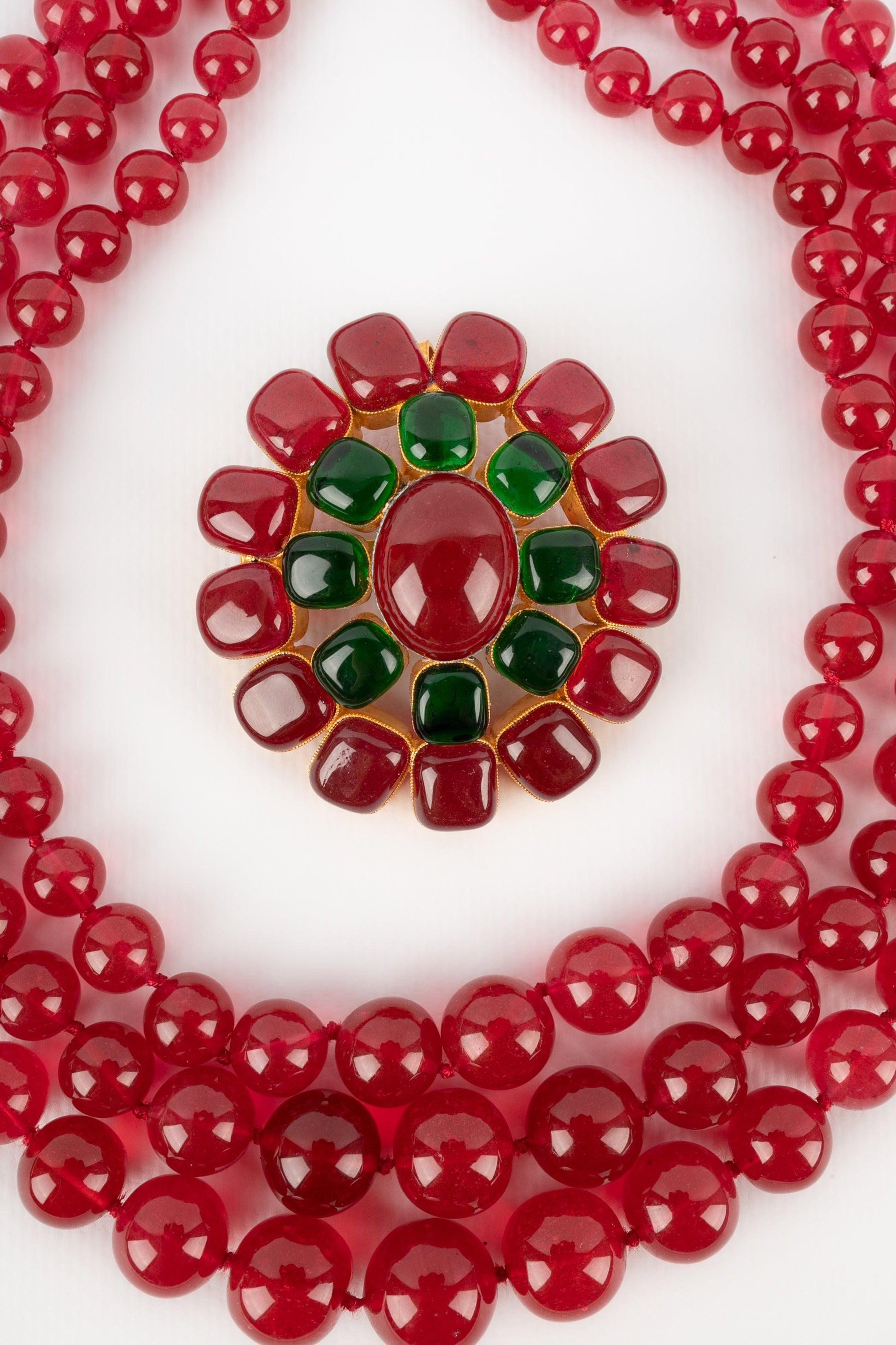 Women's Chanel Three-Row Red Glass Paste Pearl Necklace For Sale