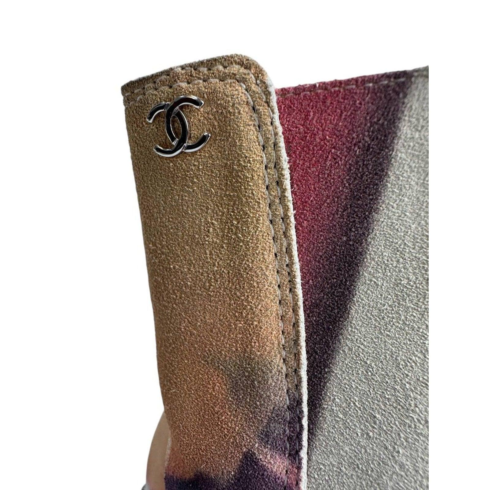Chanel - Bottes à effet tie-dye Sz.38 Bon état - En vente à Krakow, PL