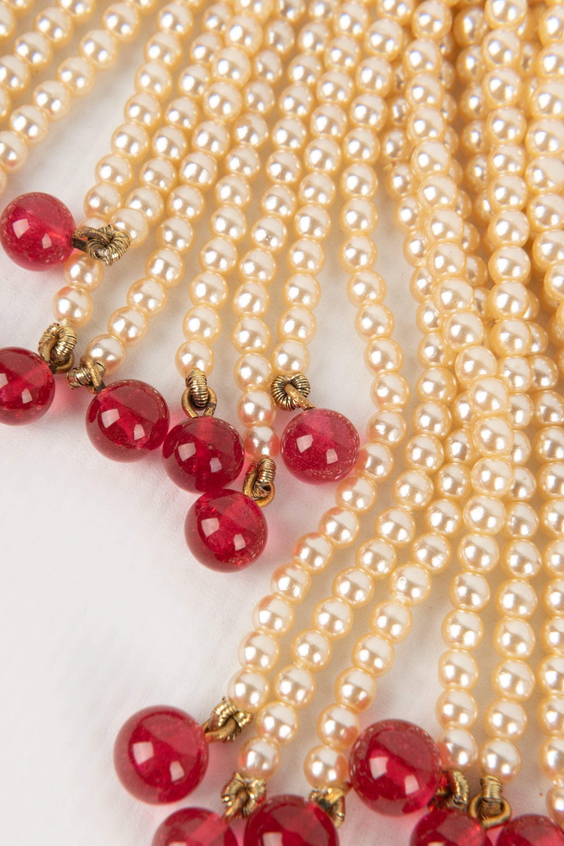 Chanel, collier de perles de costume assemblées en nœuds, 1983 en vente 3