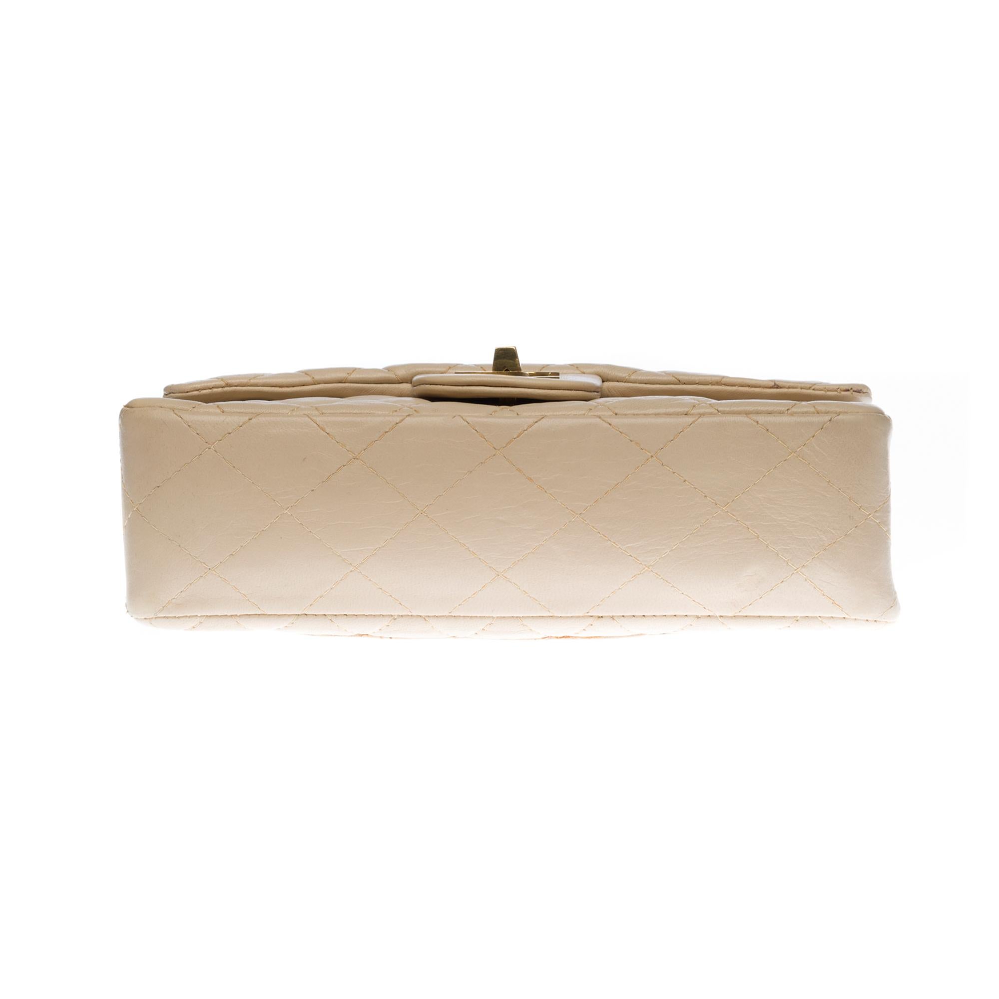 Women's Chanel Timeless 22cm double flap Shoulder bag in beige quilted lambskin, GHW