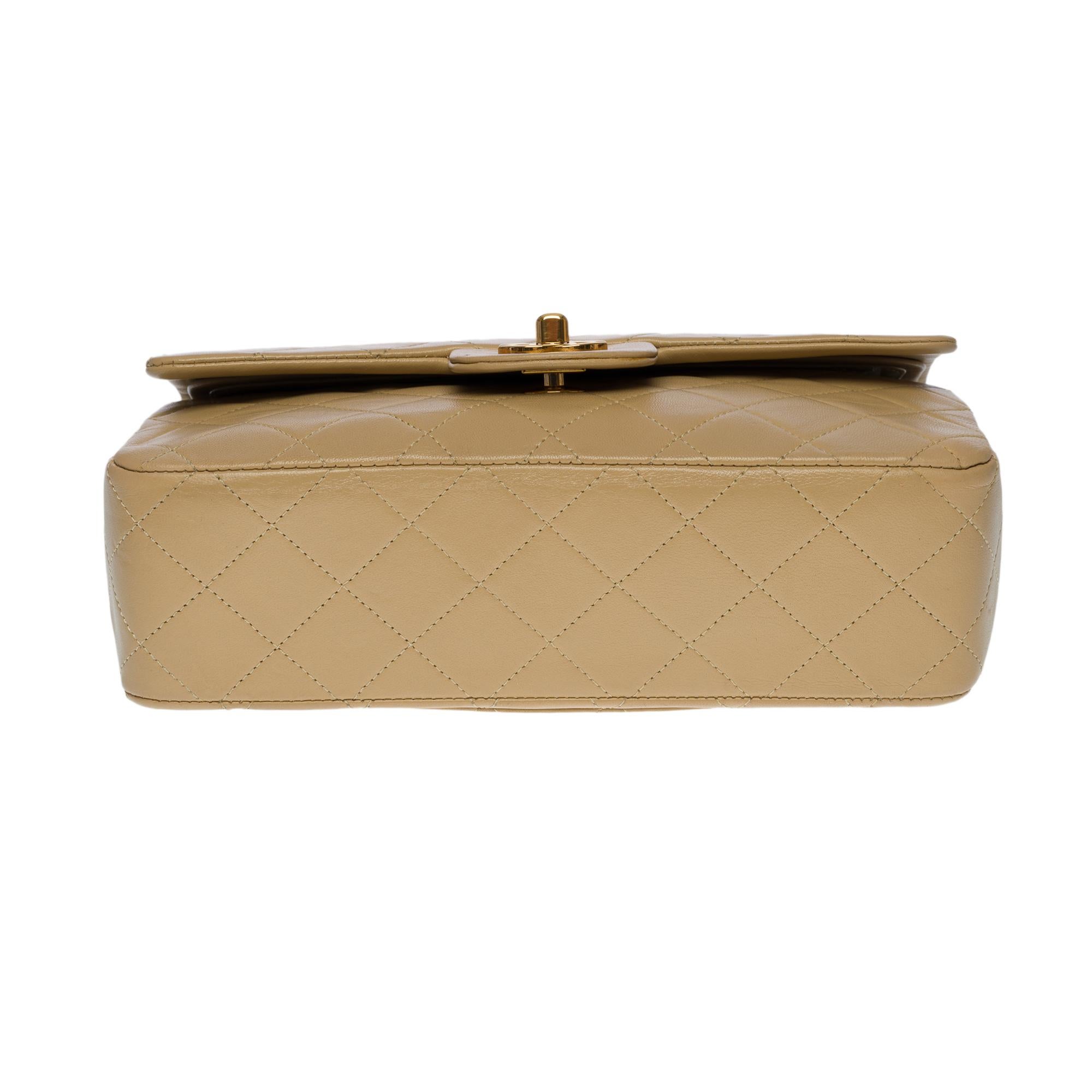 Chanel Timeless 23 cm double flap shoulder bag in beige quilted lambskin, GHW 2