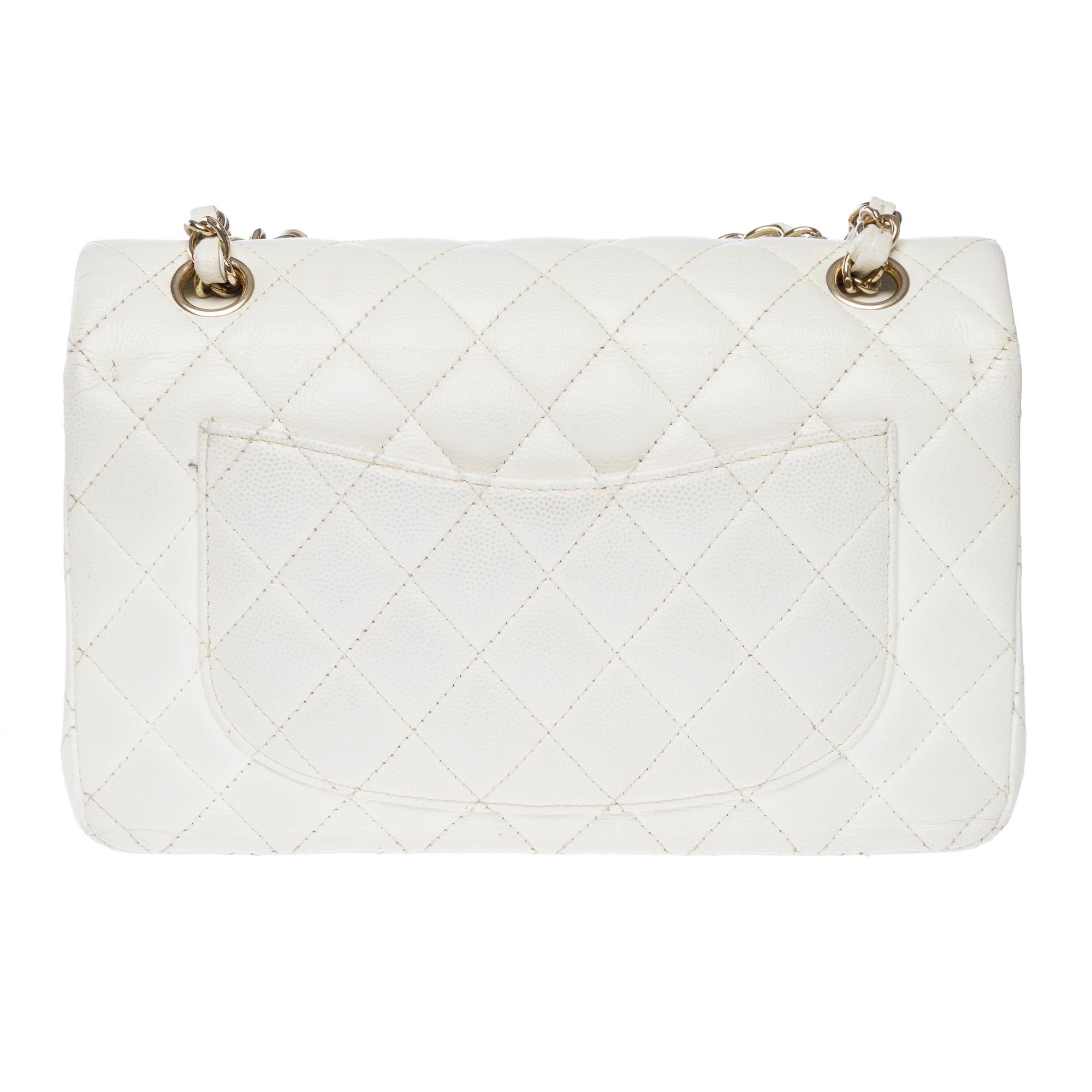 Chanel Timeless 23 double flap shoulder bag in White Quilted Caviar Leather, GHW In Good Condition In Paris, IDF
