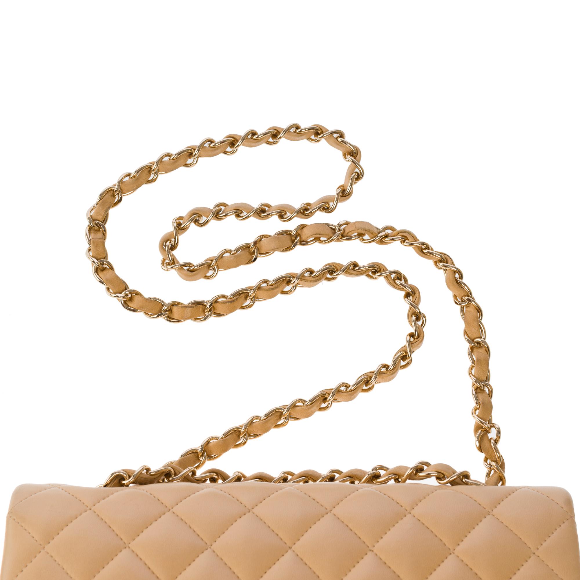 Chanel Timeless 23cm double flap shoulder bag in beige quilted lambskin, GHW For Sale 6